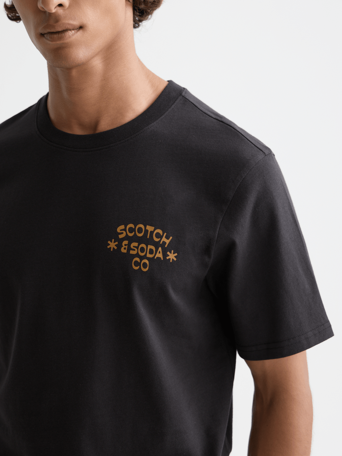 Chest Artwork Regular-Fit T-Shirt - Scotch & Soda South Africa