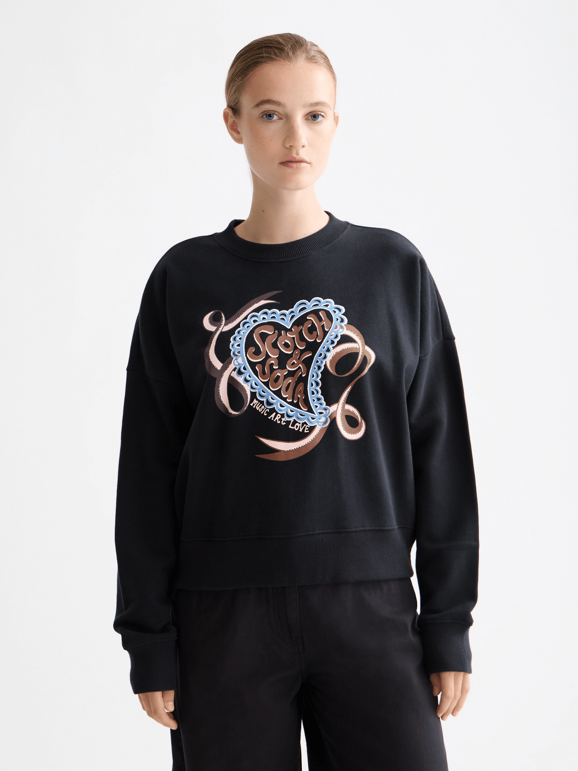 Chest Artwork Relaxed Sweatshirt - Scotch & Soda South Africa