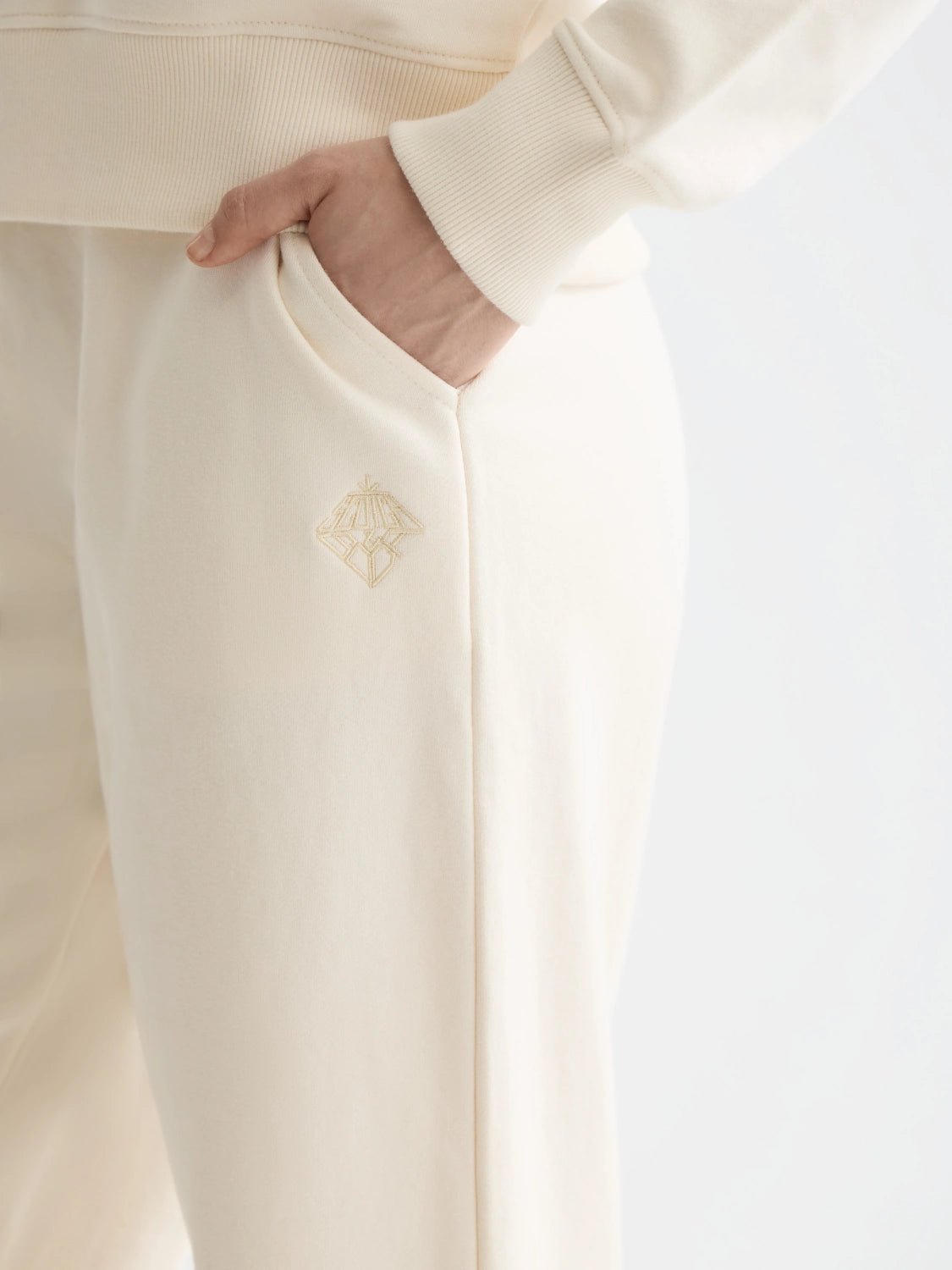 Core Artwork Wide Leg Sweatpants - Scotch & Soda South Africa