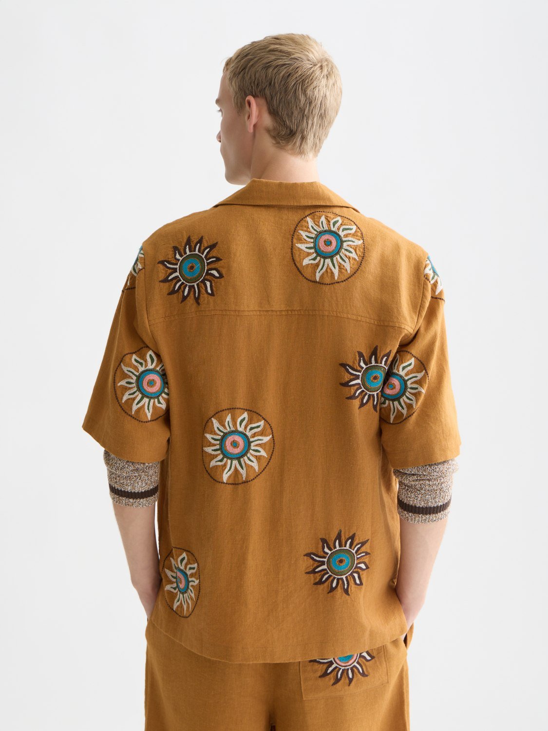 Embroidered Linen Relaxedfit Shortsleeved Shirt - Scotch & Soda South Africa