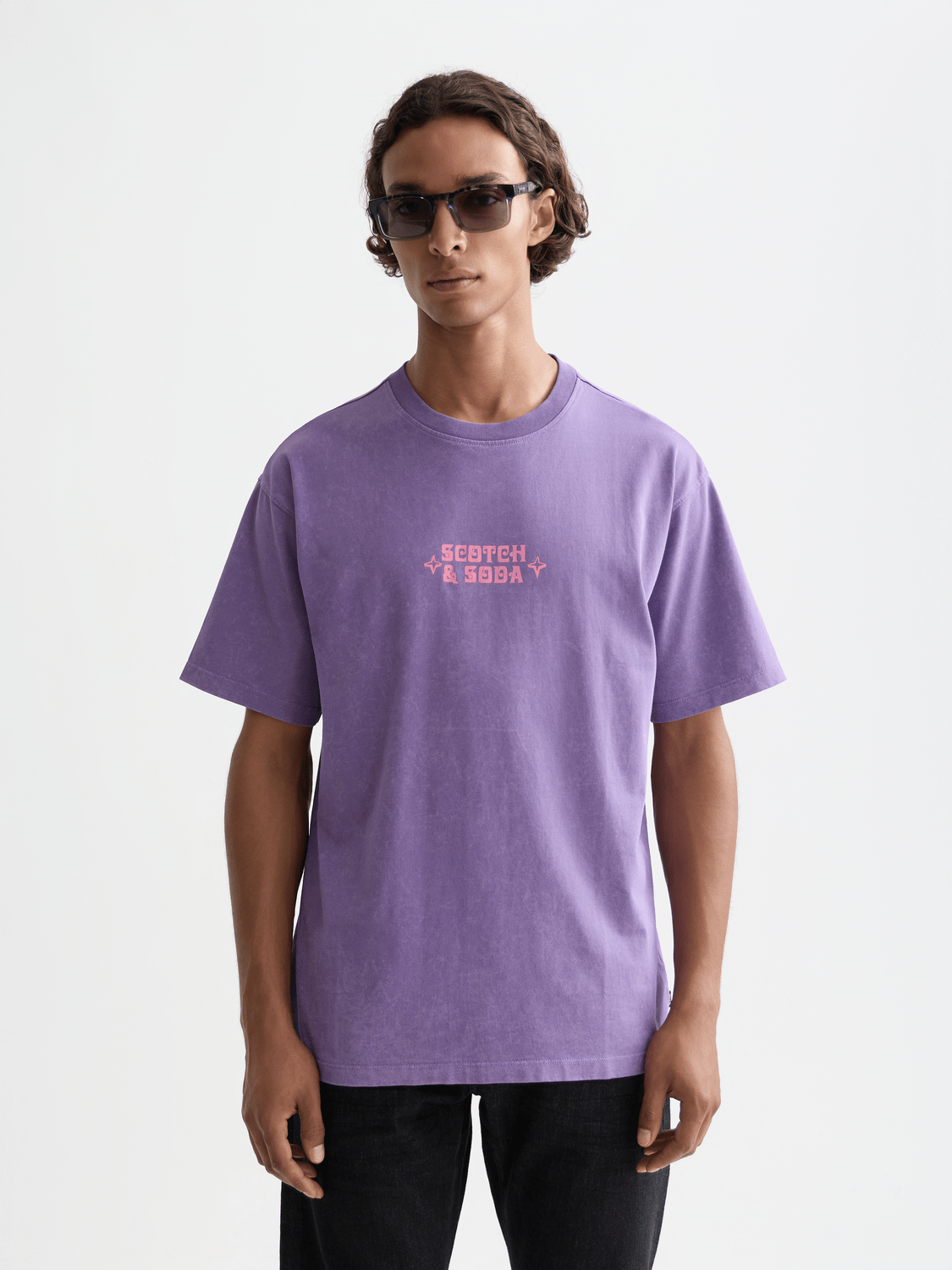 Front Artwork Relaxed-Fit Snow-Washed T-Shirt - Scotch & Soda South Africa