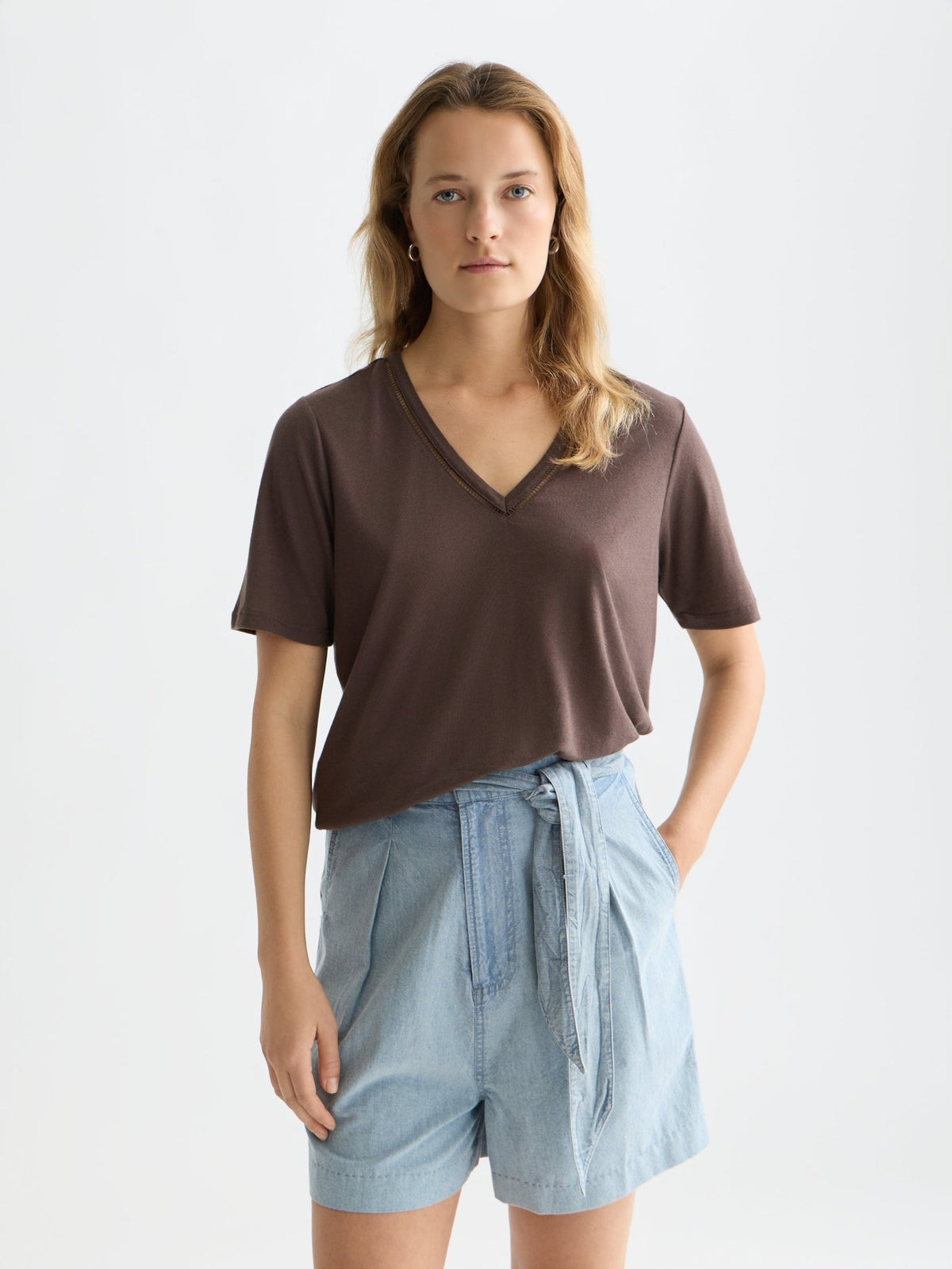 Linen V-Neck T-Shirt - Scotch & Soda South Africa