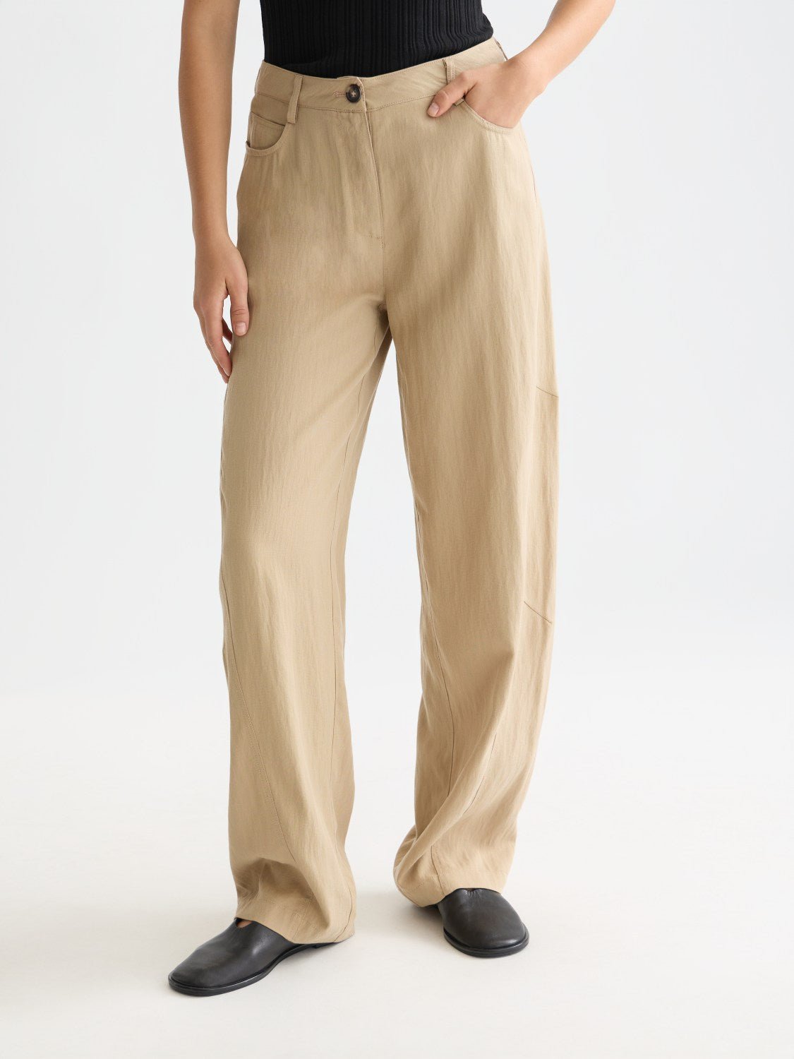 Lotus - Twill High Rise Barrel Leg Pants - Scotch & Soda South Africa