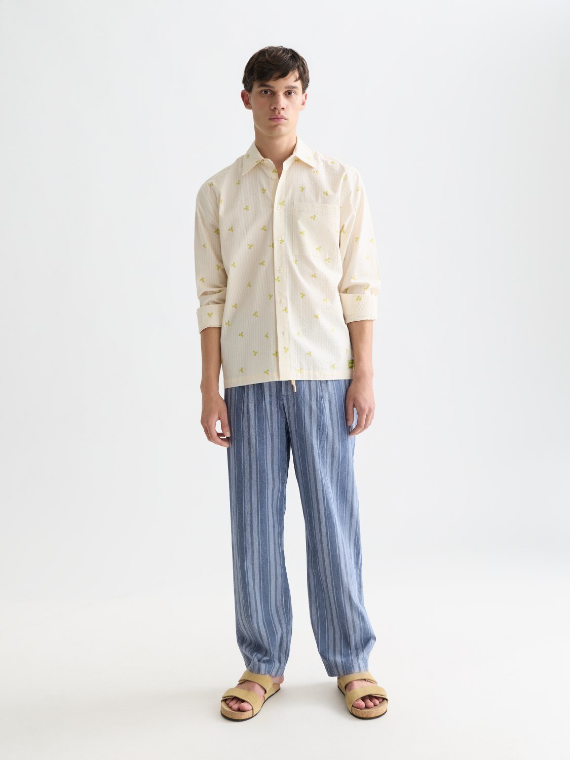 Oliver Pleated Linen-Blend Relaxed Straight Fit Jogger - Scotch & Soda South Africa