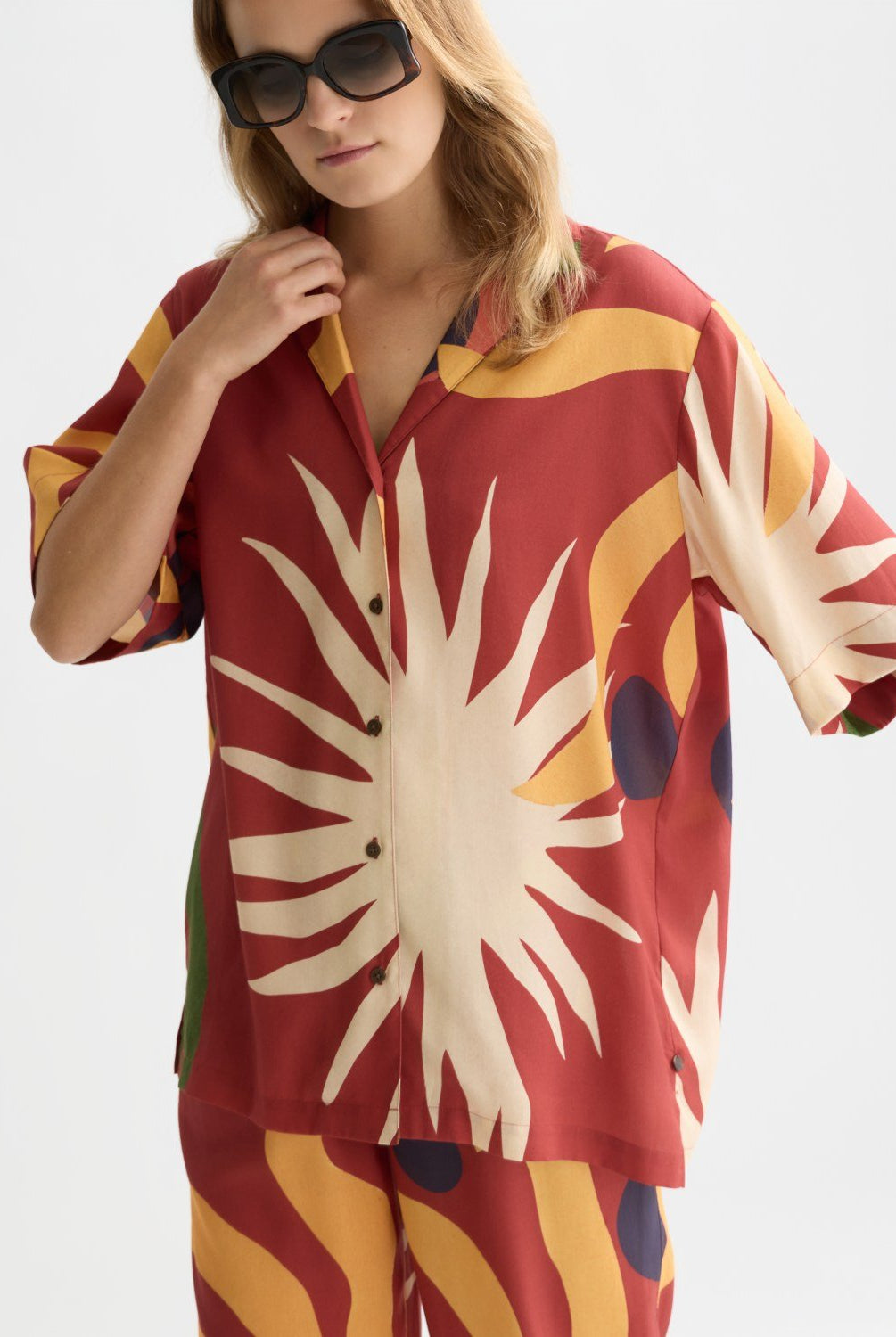 Printed Short Sleeved Relaxed Fit Shirt - Scotch & Soda South Africa