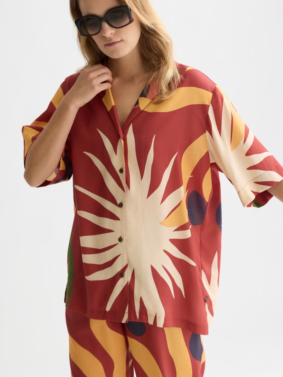 Printed Short Sleeved Relaxed Fit Shirt - Scotch & Soda South Africa