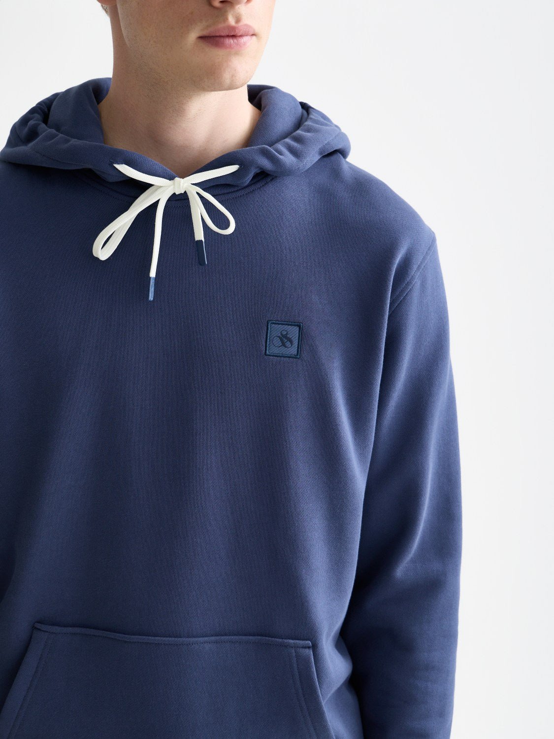 Seasonal Core Logo Badge Regular-Fit Hoodie - Scotch & Soda South Africa