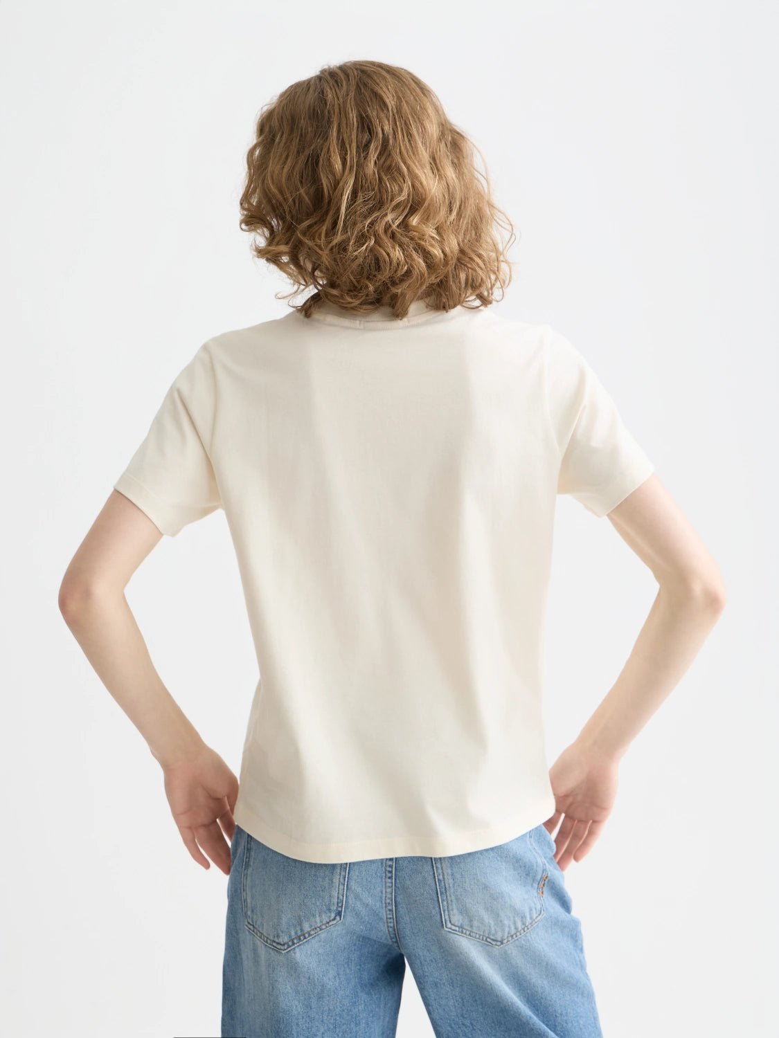 Small Chest Artwork Regular Fit T-Shirt - Scotch & Soda South Africa