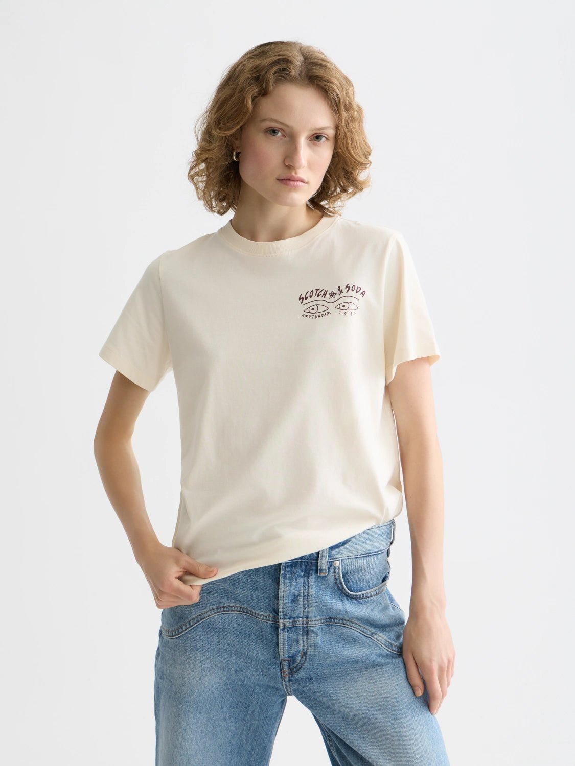 Small Chest Artwork Regular Fit T-Shirt - Scotch & Soda South Africa