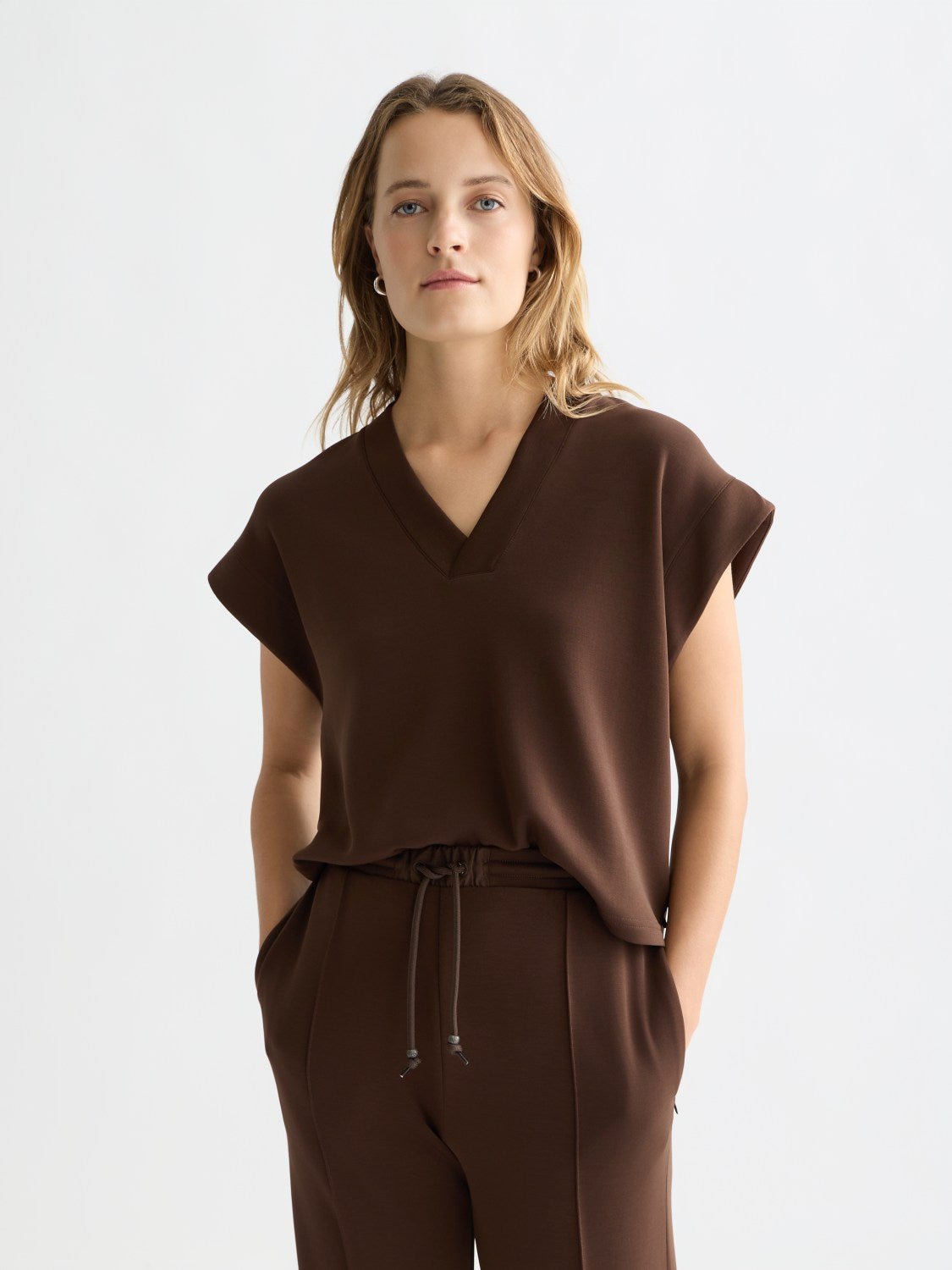 Tencel V-Neck Shortsleeved Sweatshirt - Scotch & Soda South Africa