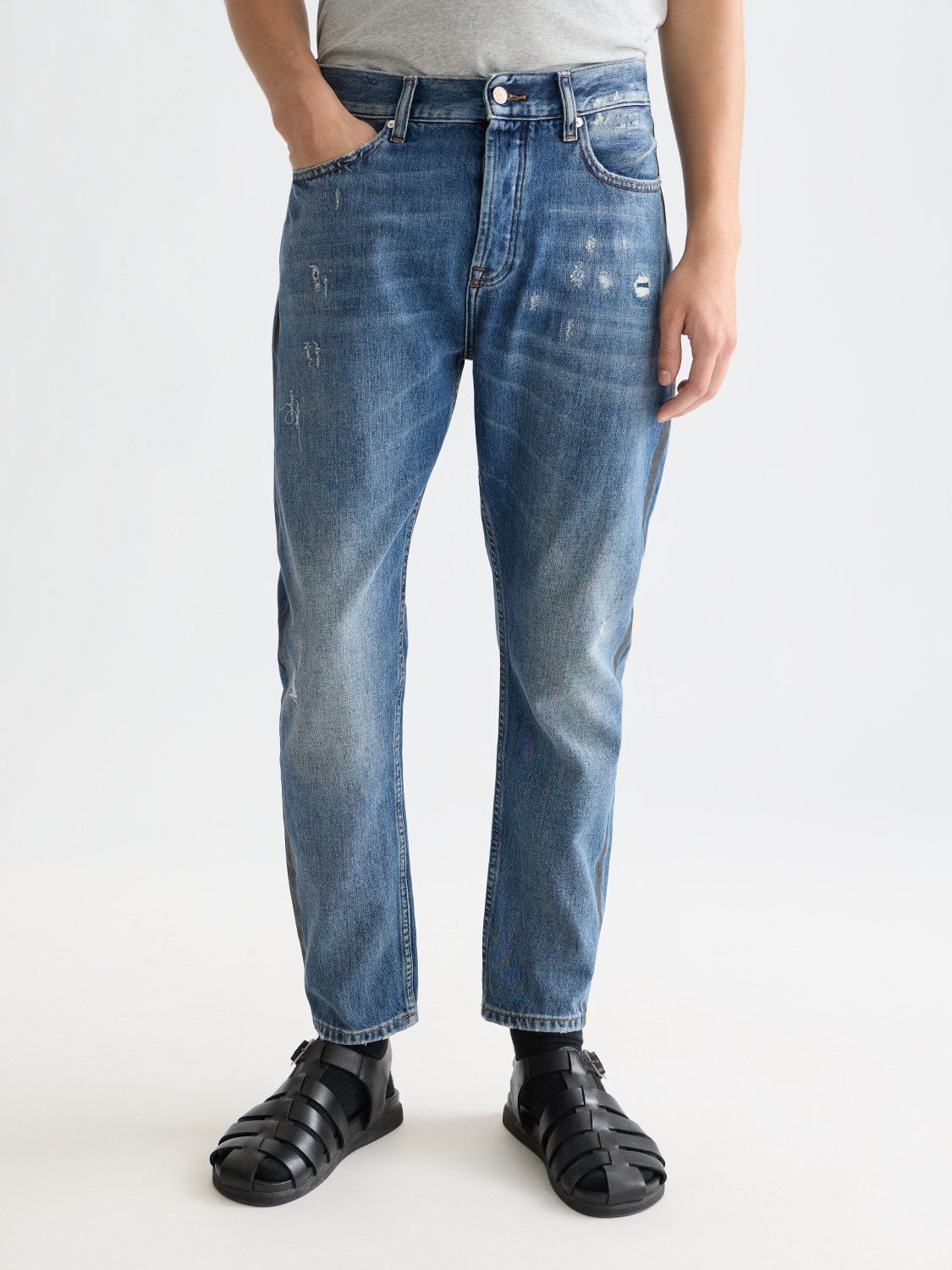 The Dean Loose Tapered Seasonal Jeans - Scotch & Soda South Africa