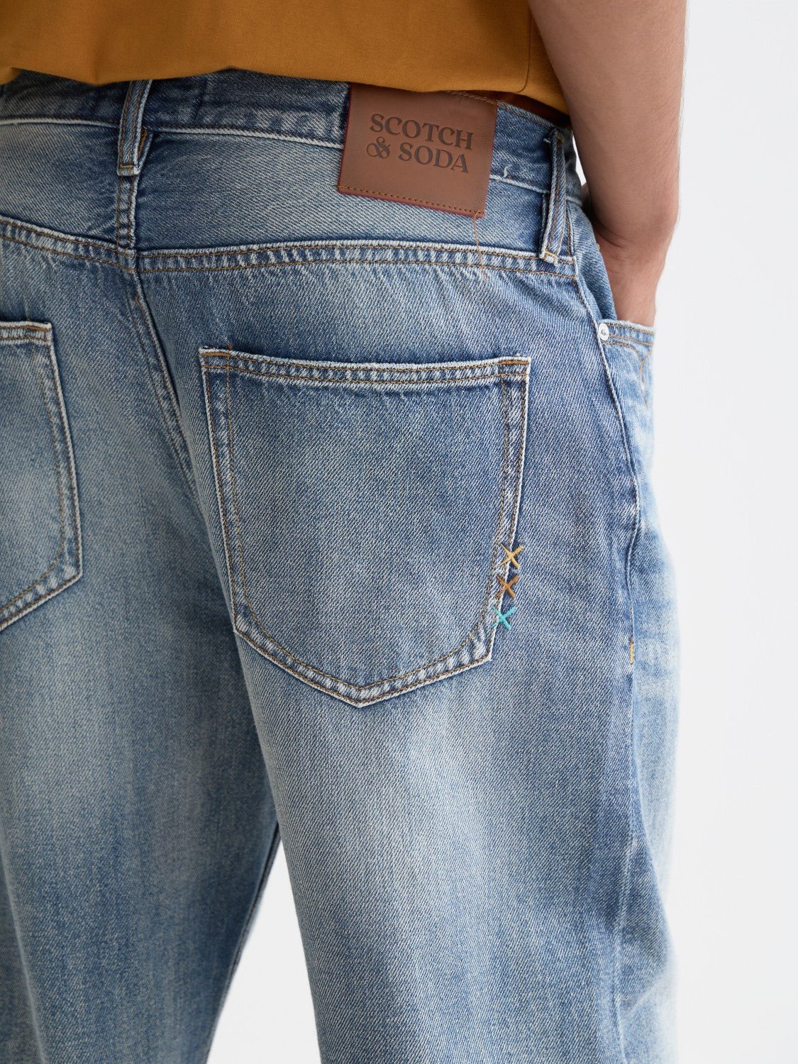 The Pitch Loose Jeans - Scotch & Soda South Africa
