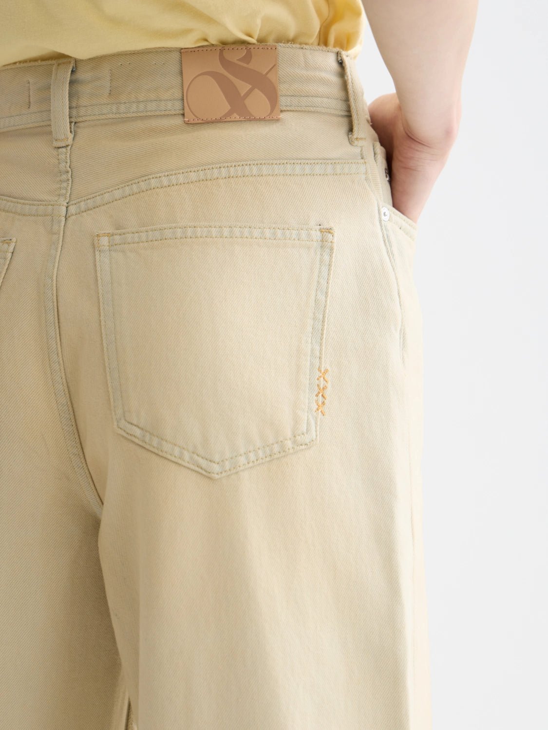 The Wave High Rise Wide Leg — Hero Dust - Scotch & Soda South Africa