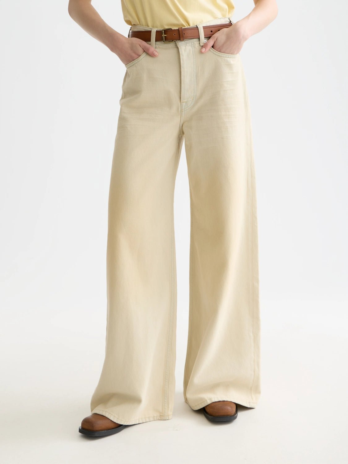 The Wave High Rise Wide Leg — Hero Dust - Scotch & Soda South Africa