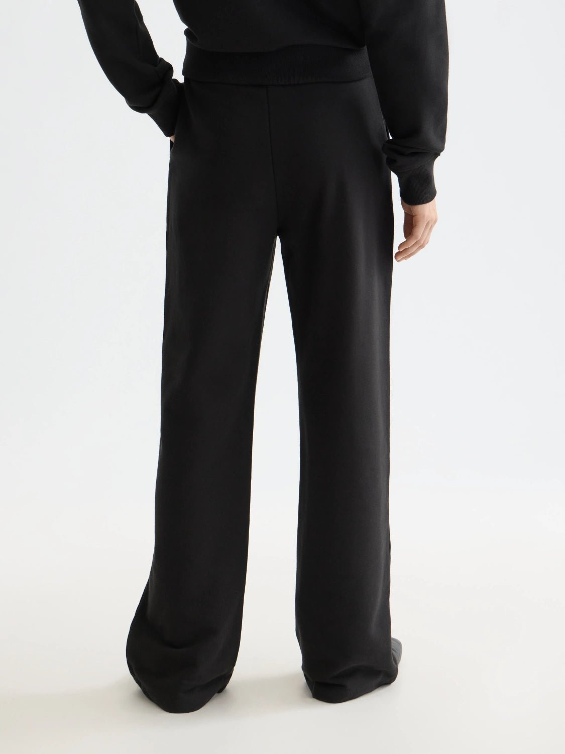 Core Artwork Wide Leg Sweatpants - Scotch & Soda South Africa