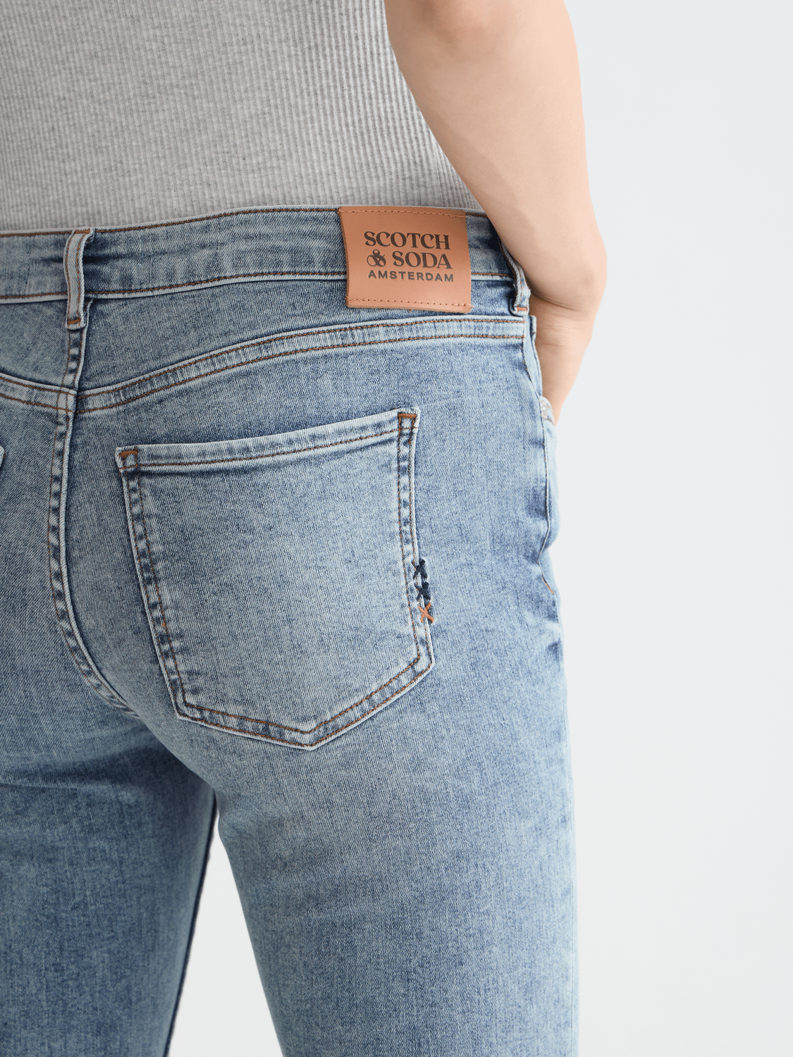 Core Bohemienne Mid Rise Skinny Jeans – Blue Draft - Scotch & Soda South Africa