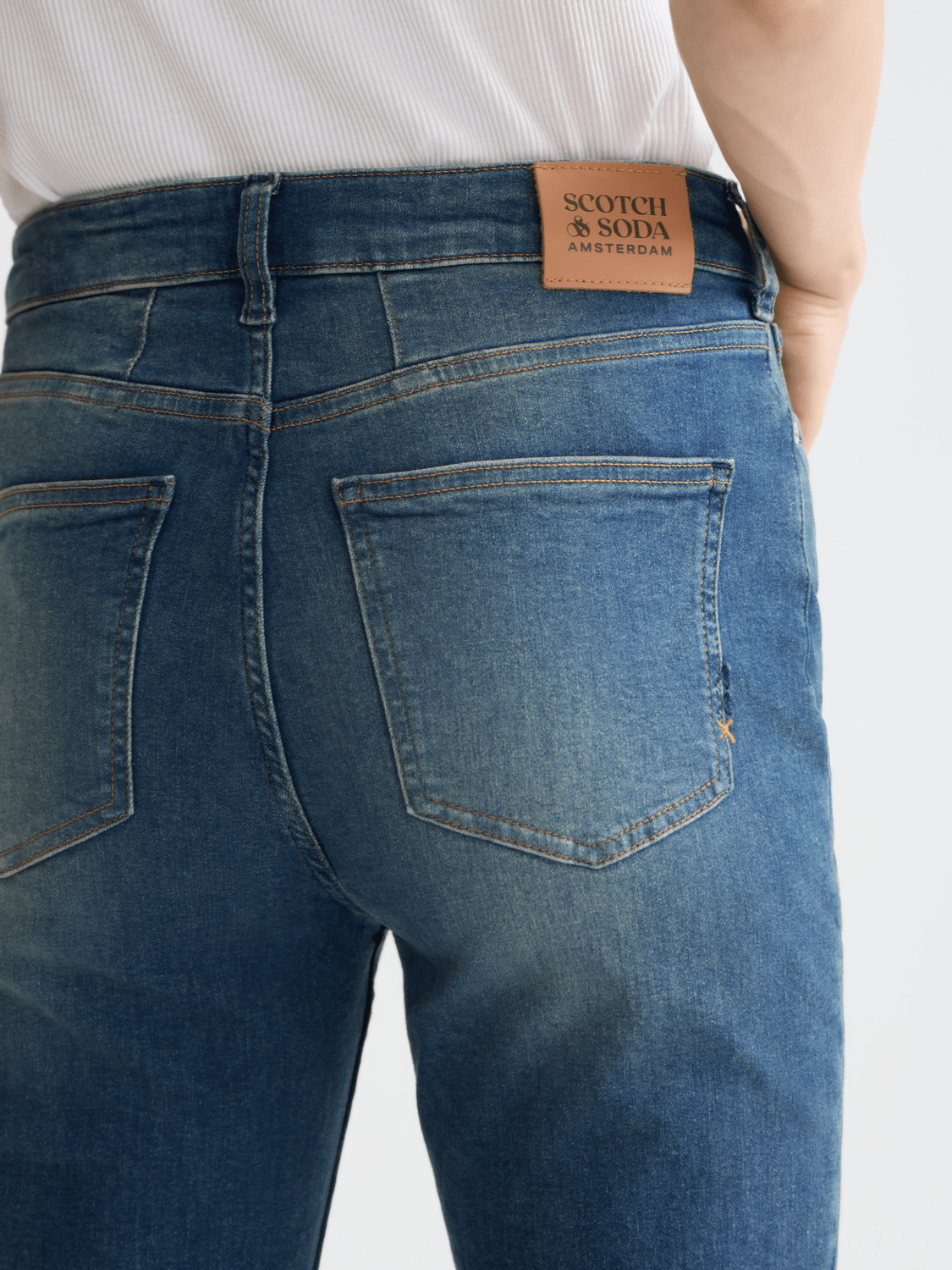 Core High Five Super Stretch Slim Jeans — Classic Blue - Scotch & Soda South Africa