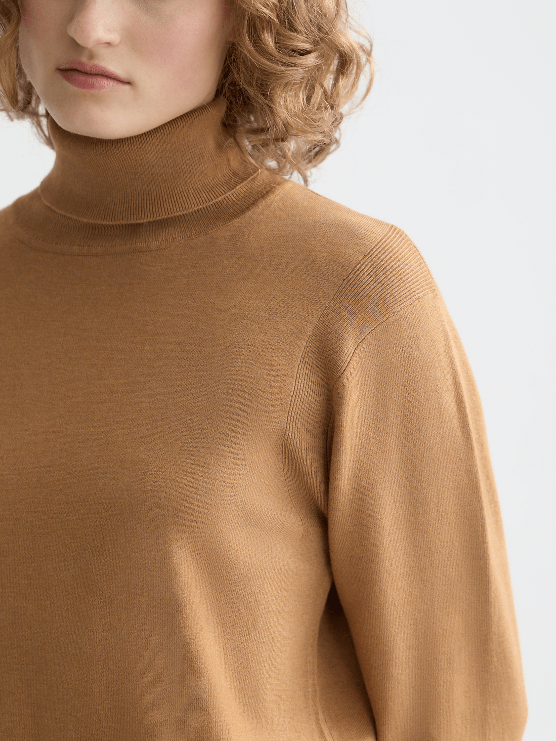 Core Roll Neck Relaxed Pullover - Scotch & Soda South Africa