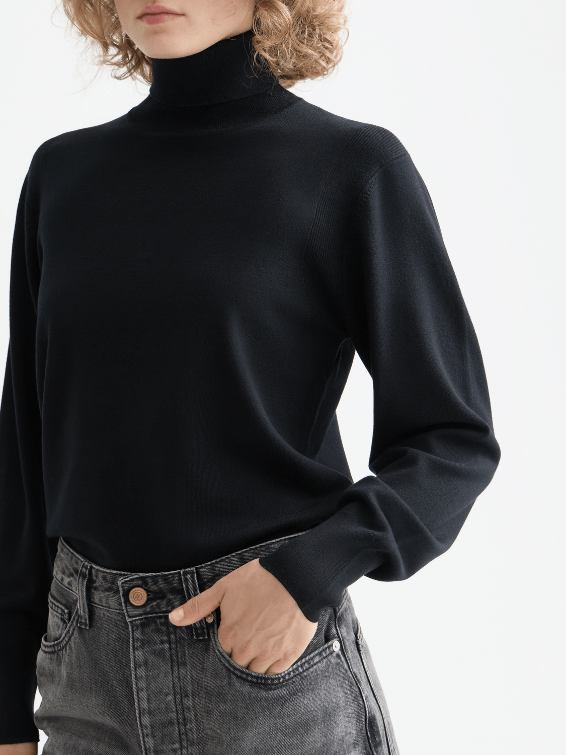 Core Roll Neck Relaxed Pullover - Scotch & Soda South Africa