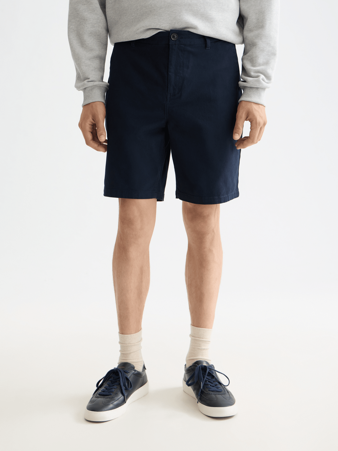 Core Stuart Cotton-Blend Twill Regular-Fit Short - Scotch & Soda South Africa