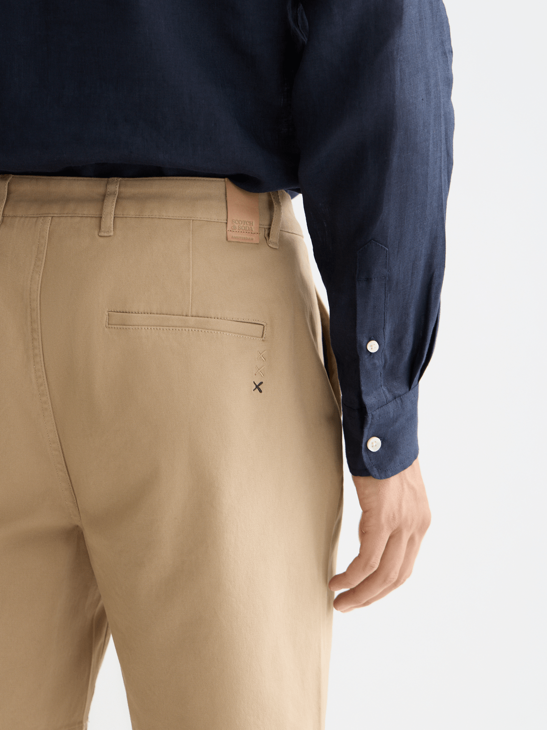 Core Stuart Cotton-Blend Twill Regular-Fit Short - Scotch & Soda South Africa