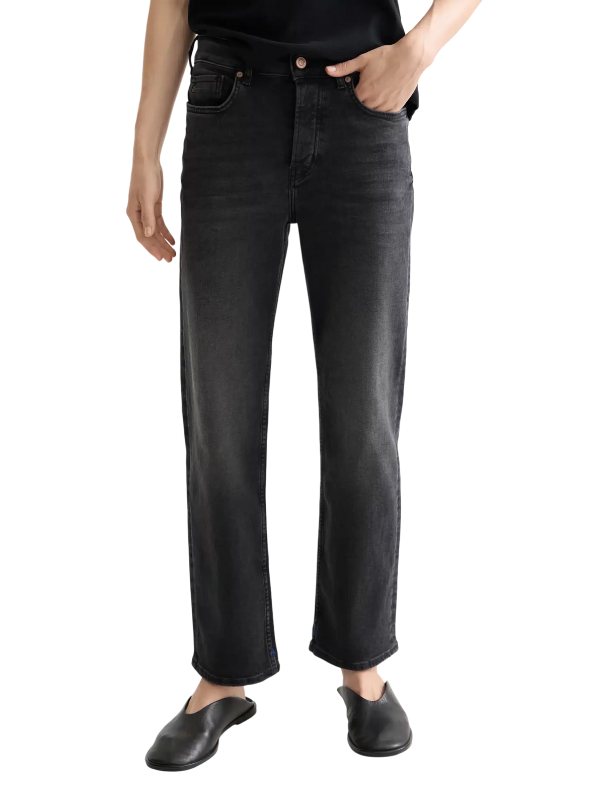 Core The Sky Straight Jeans —Black Night - Scotch & Soda South Africa
