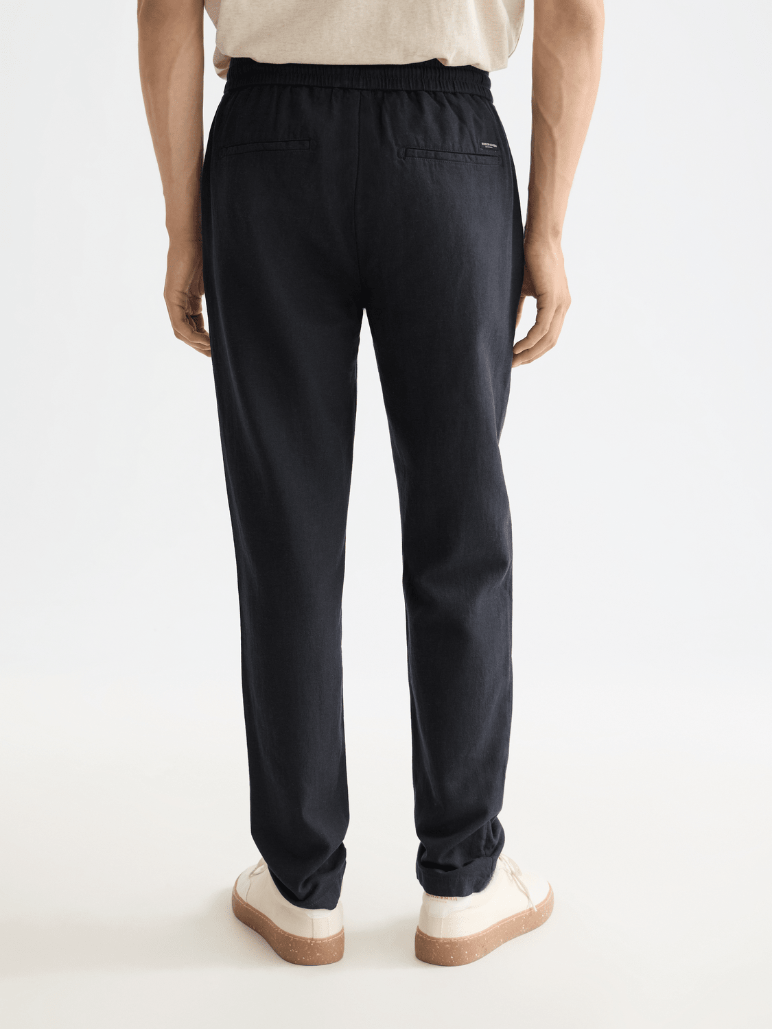 Core - Warren - Cotton/ Linen Twill Jogger - Scotch & Soda South Africa