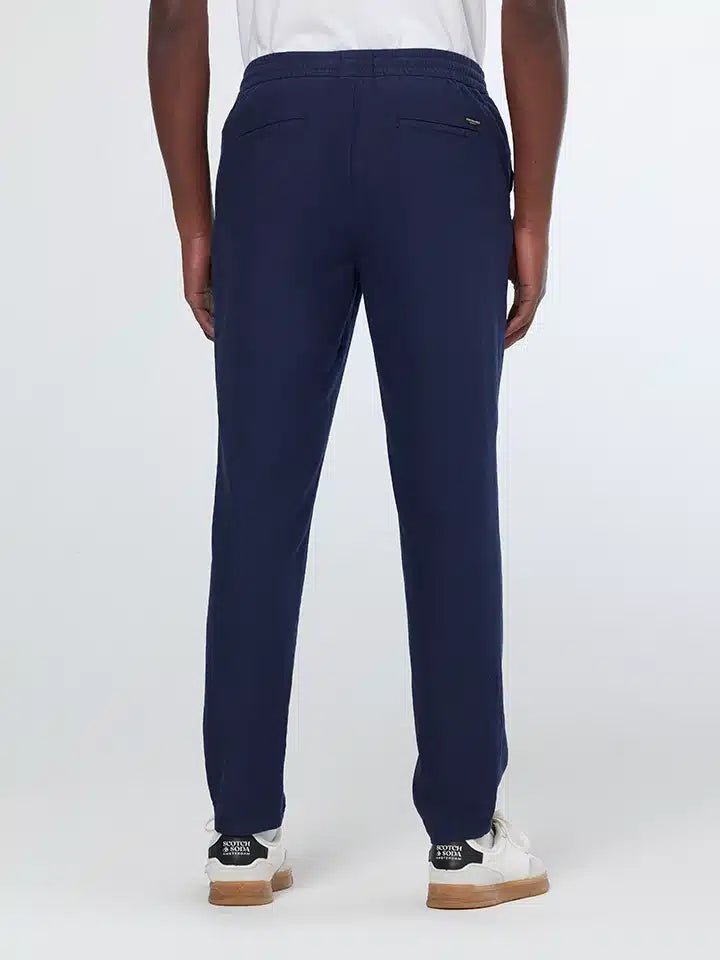 Core - Warren - Cotton/ Linen Twill Jogger - Scotch & Soda South Africa