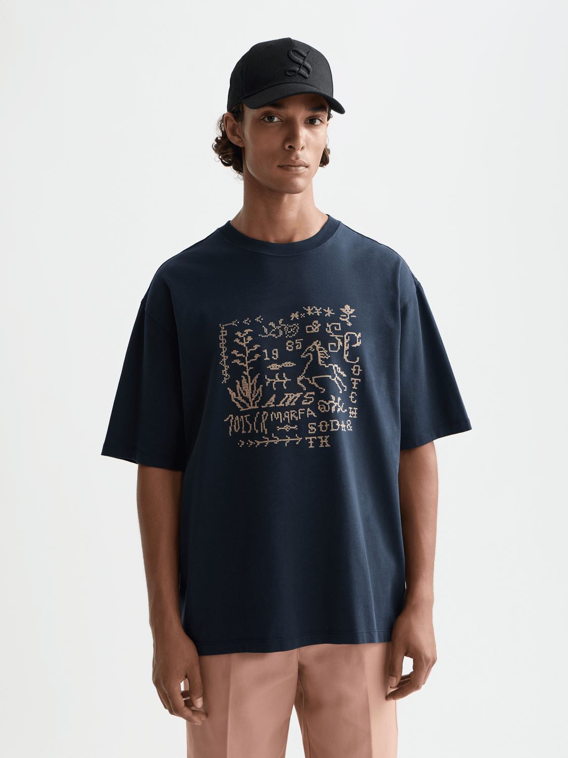 Cross-Stitched Front Artwork Loose-Fit T-Shirt - Scotch & Soda South Africa
