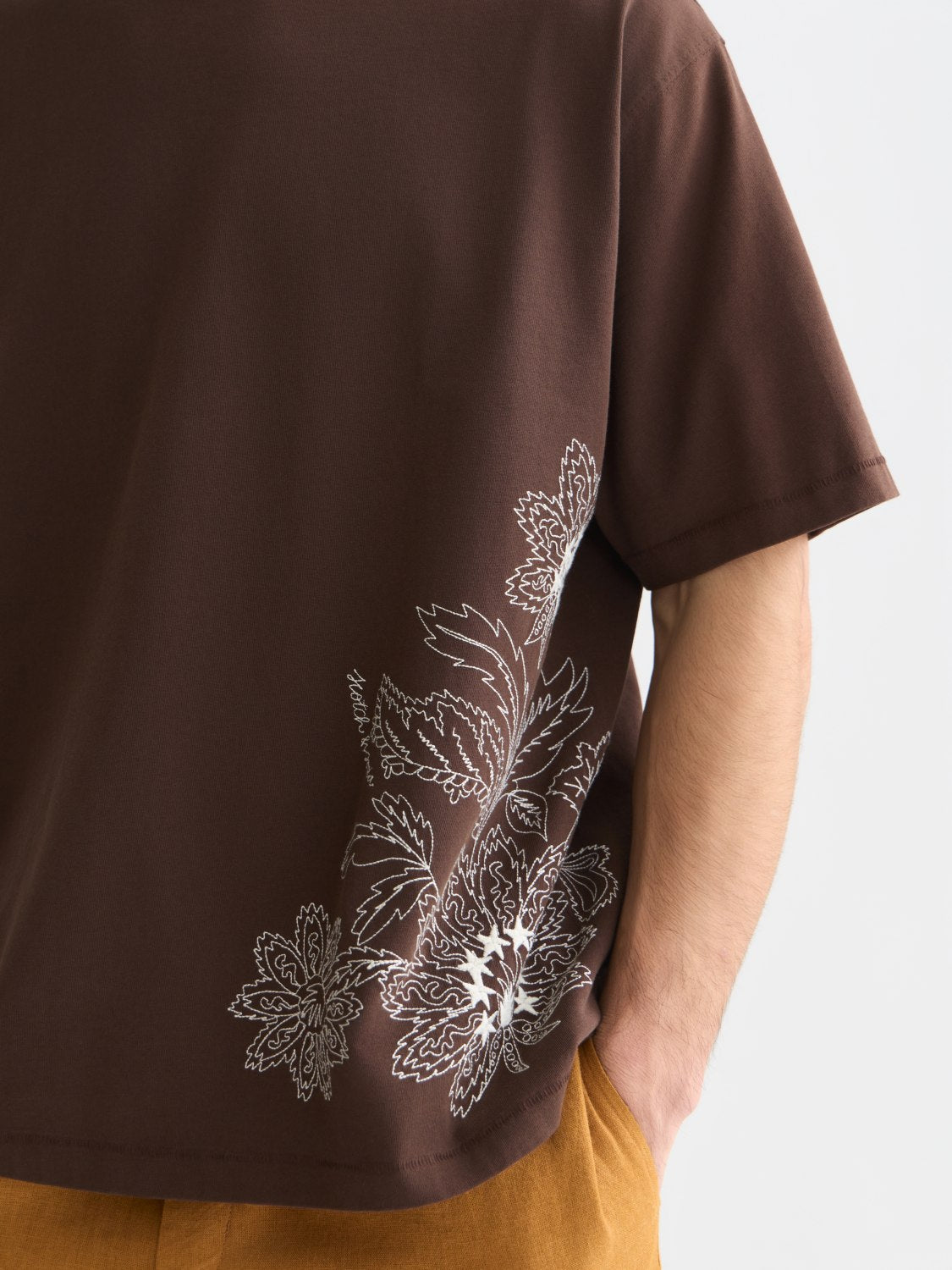 Embroidered Artwork Loosefit Tshirt - Scotch & Soda South Africa