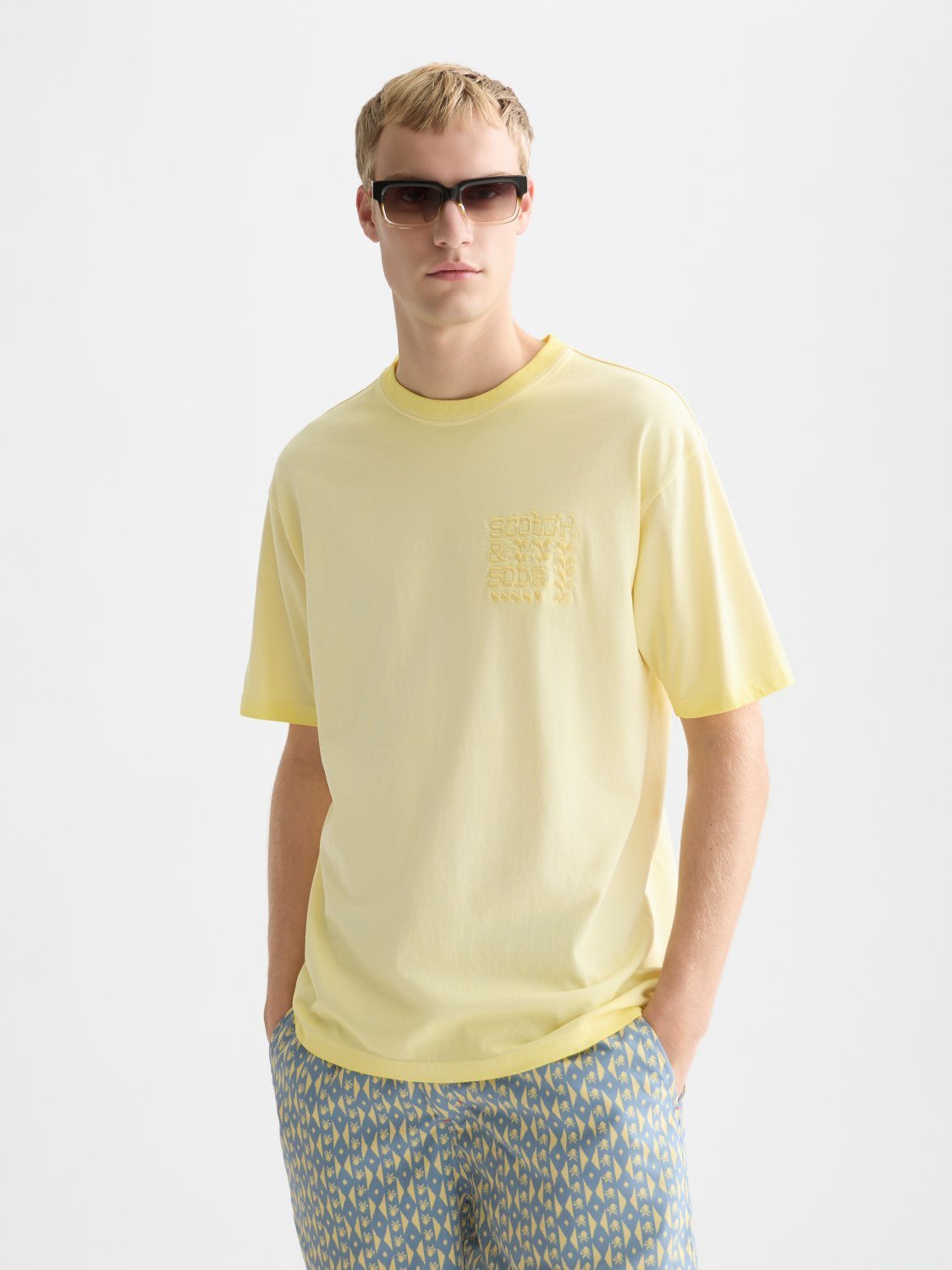 Embroidered Artwork Relaxedfit Garmentdyed Tshirt - Scotch & Soda South Africa