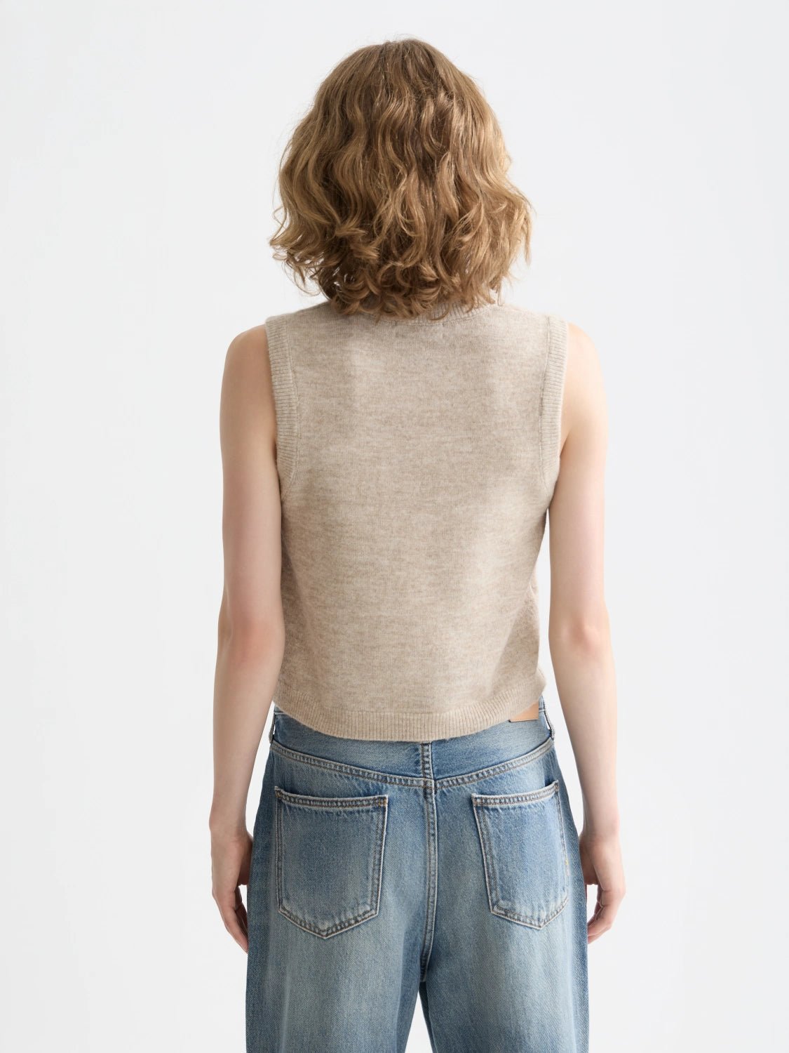 Embroidered Crew Neck Knitted Tank - Scotch & Soda South Africa