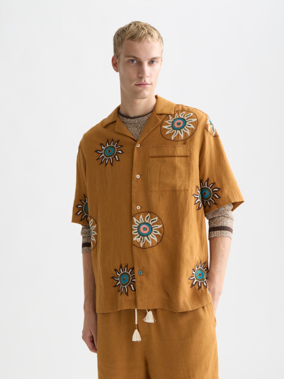 Embroidered Linen Relaxedfit Shortsleeved Shirt - Scotch & Soda South Africa