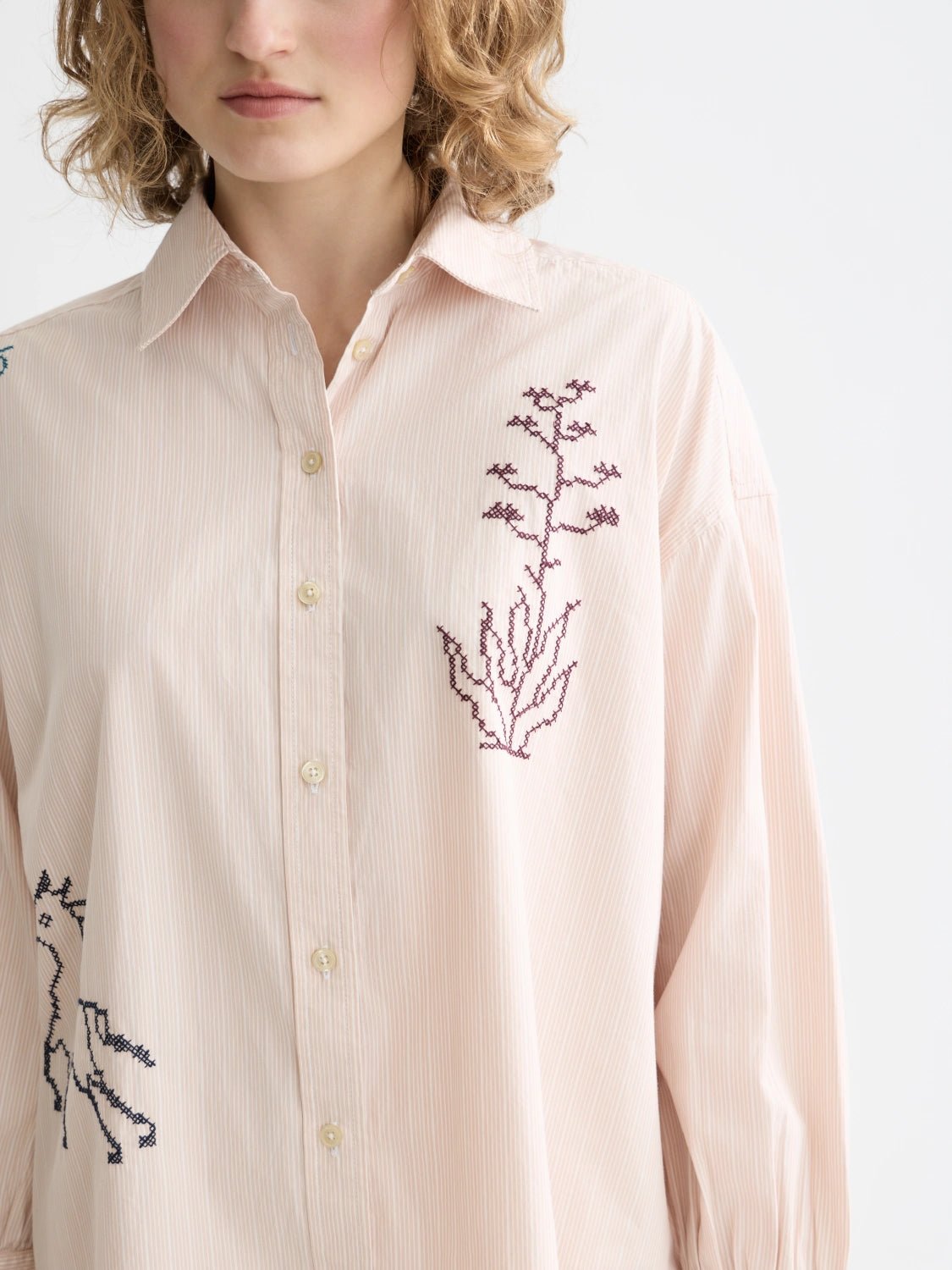Embroidery Girlfriend Shirt - Scotch & Soda South Africa