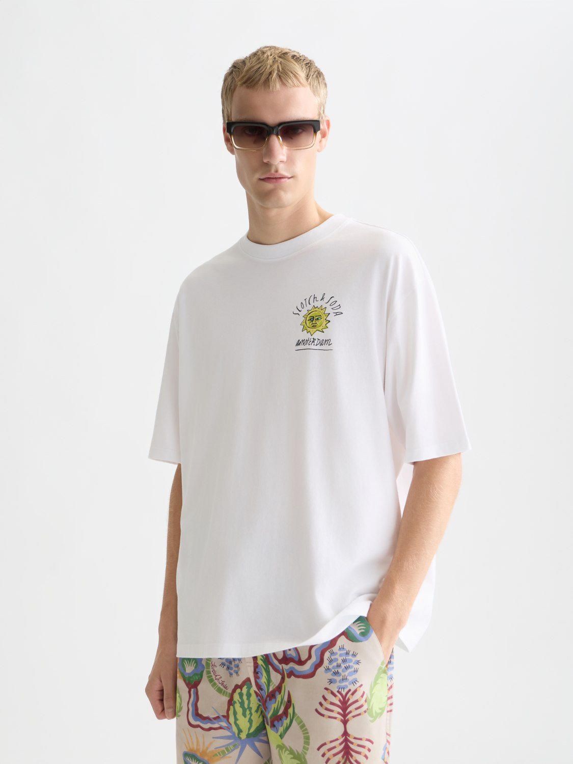 Front And Back Artwork Loosefit Tshirt - Scotch & Soda South Africa