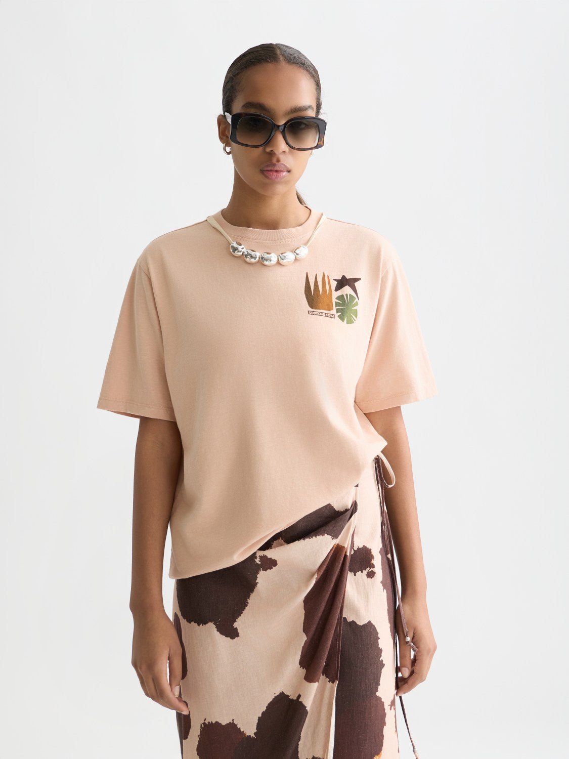 Front Back Artwork Loose-Fit T-Shirt - Scotch & Soda South Africa