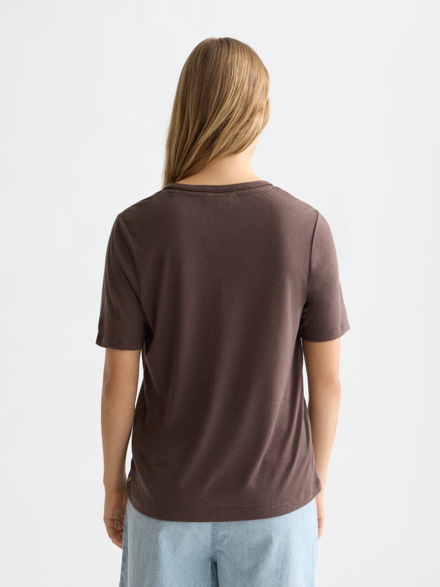 Linen V-Neck T-Shirt - Scotch & Soda South Africa