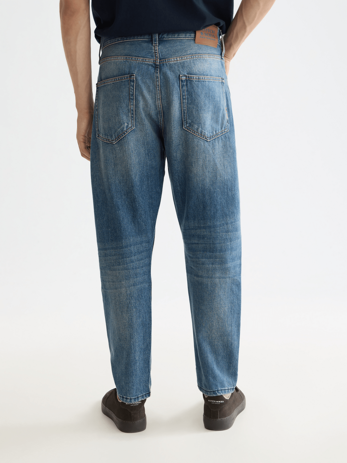 Nos Dean Loose Tapered-Fit Jeans - Scotch & Soda South Africa