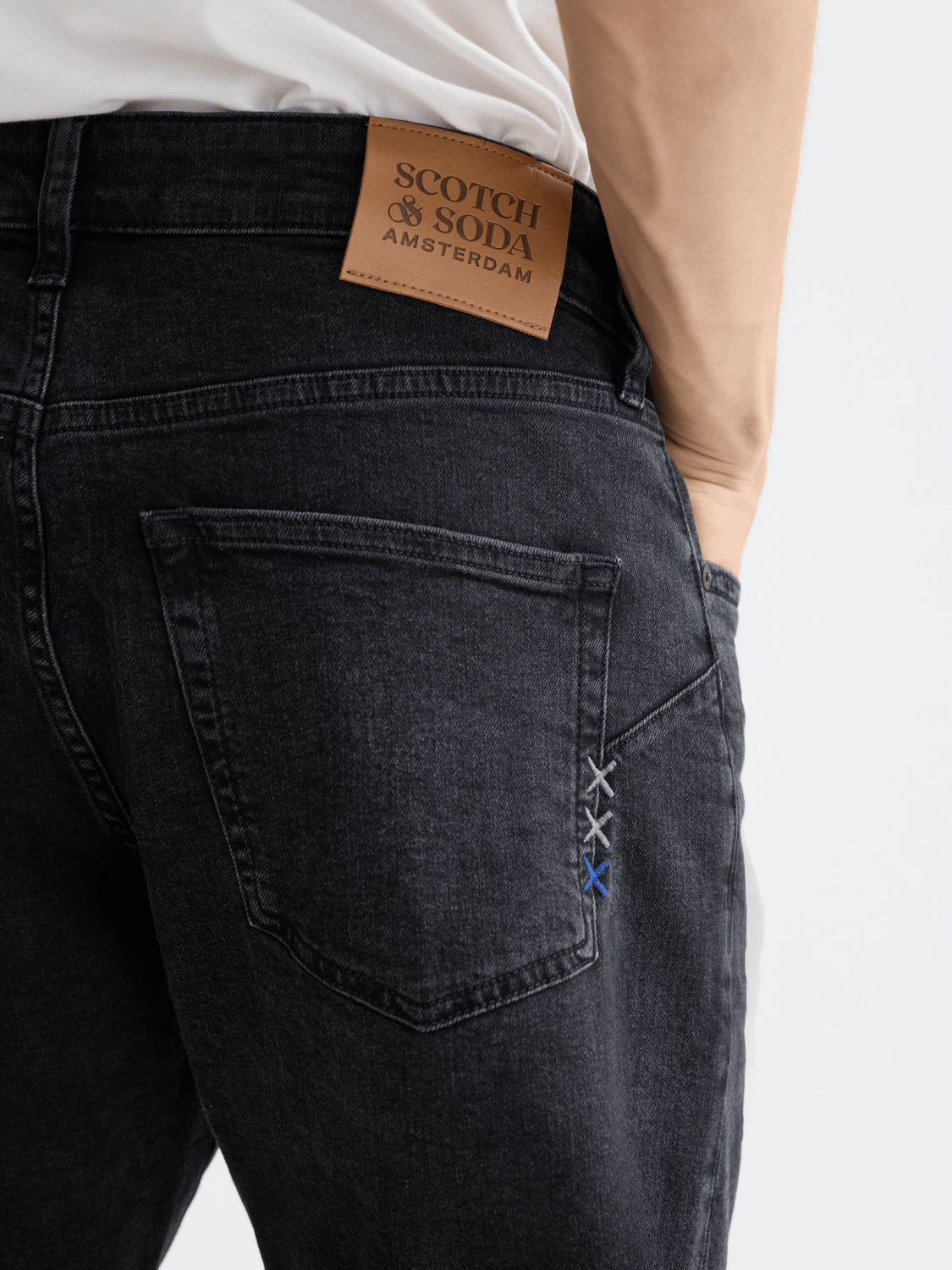 Nos The Zee Straight-Fit Jeans - Scotch & Soda South Africa
