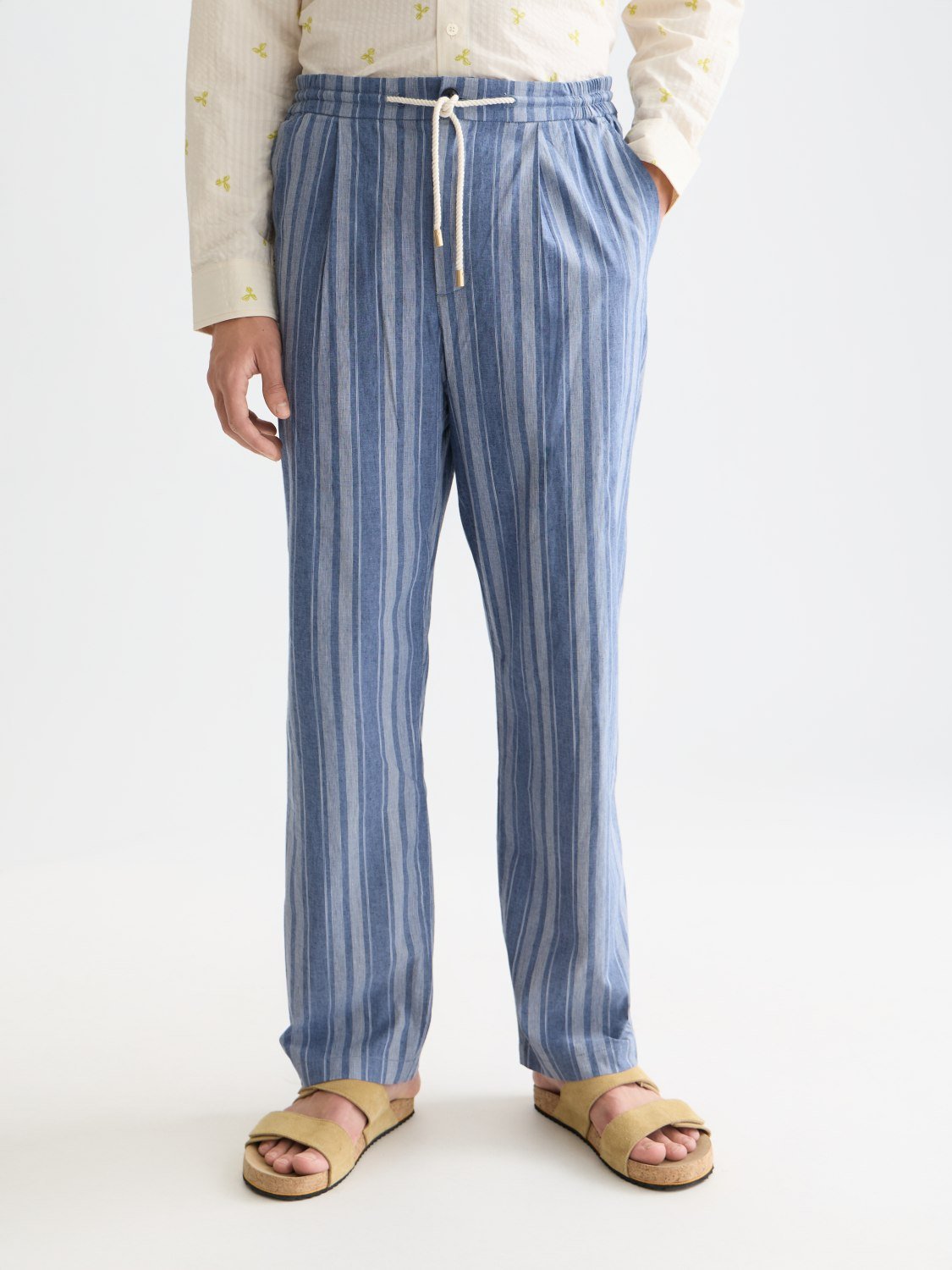 Oliver Pleated Linen-Blend Relaxed Straight Fit Jogger - Scotch & Soda South Africa