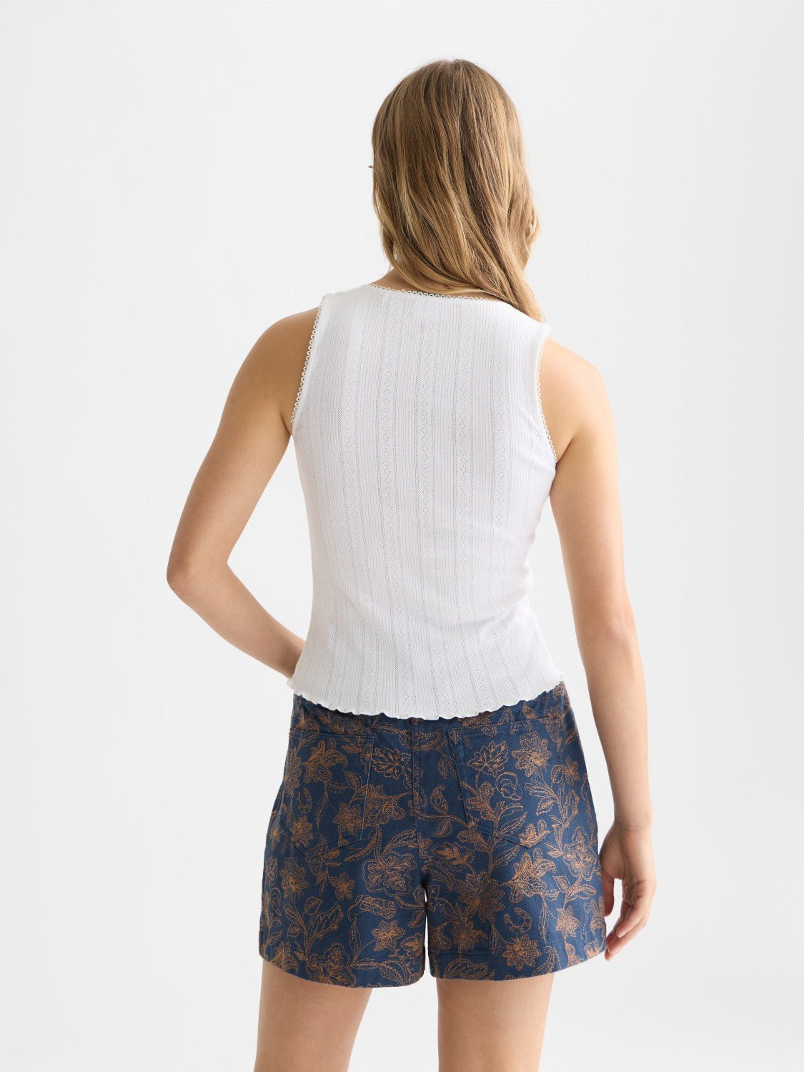 Pointelle Jersey Artwork Tank - Scotch & Soda South Africa