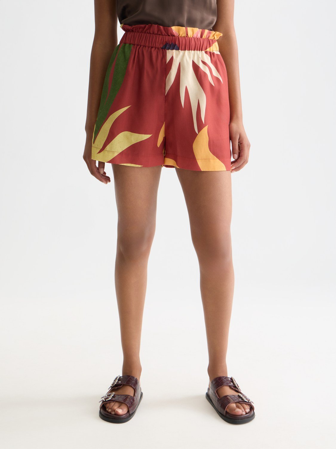 Printed High-Rise Elastic Waist Shorts - Scotch & Soda South Africa