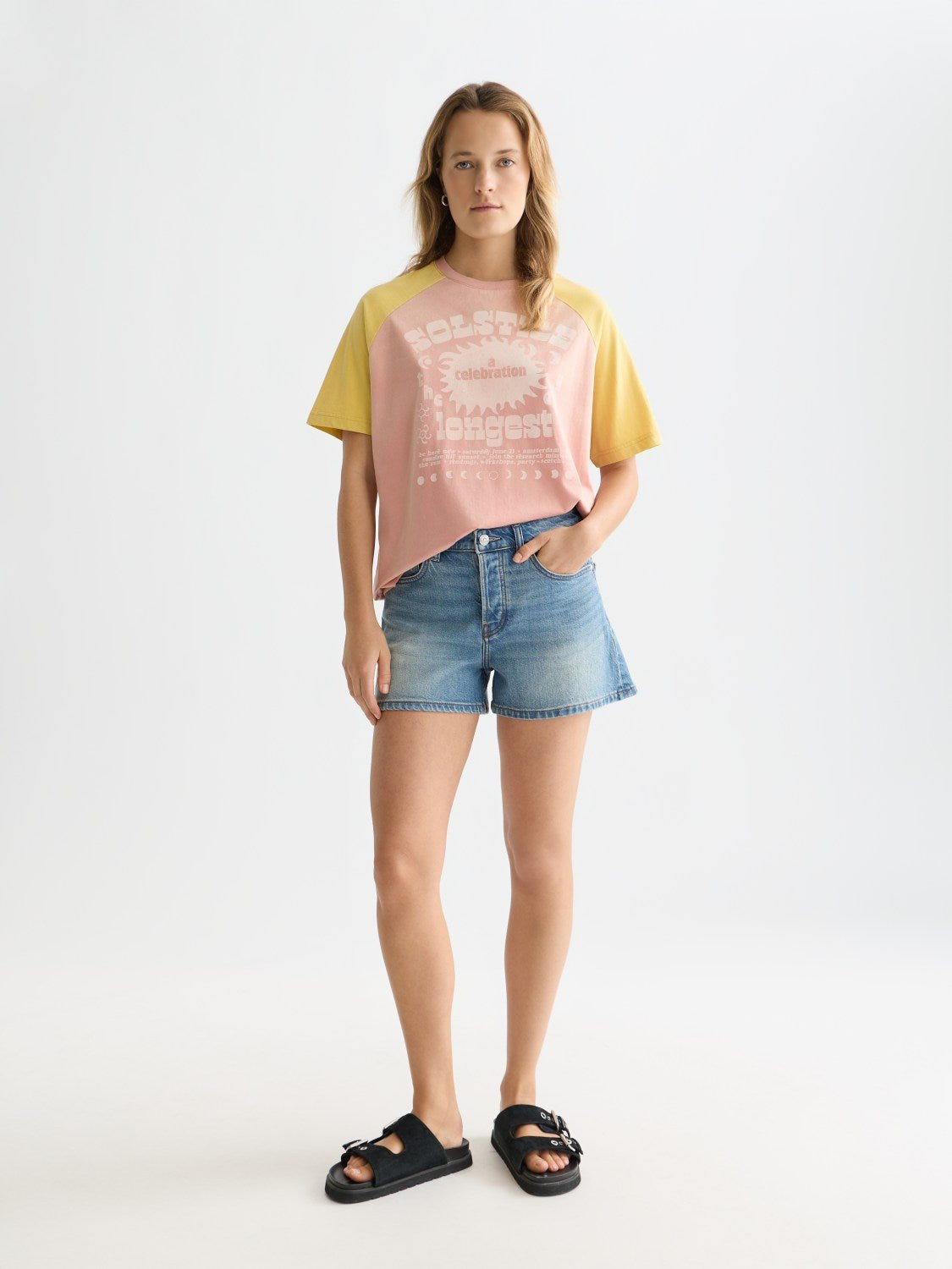Raglan Artwork Loose-Fit T-Shirt - Scotch & Soda South Africa