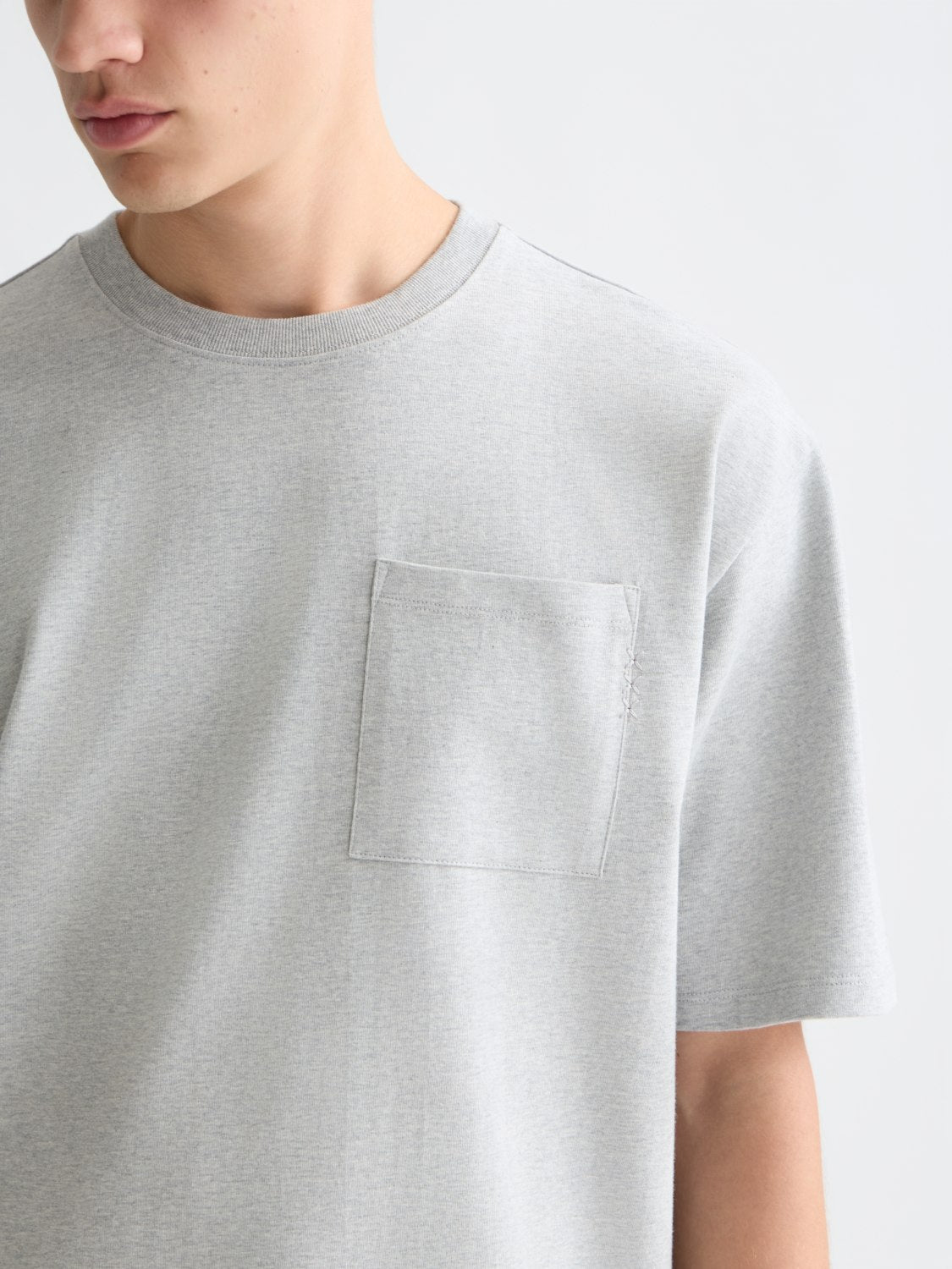 Seasonal Core 3 Crosses Chest Pocket Loose-Fit T-Shirt - Scotch & Soda South Africa
