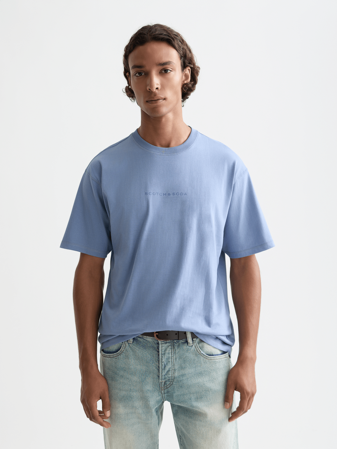Seasonal Core Chest Artwork Relaxed-Fit T-Shirt - Scotch & Soda South Africa