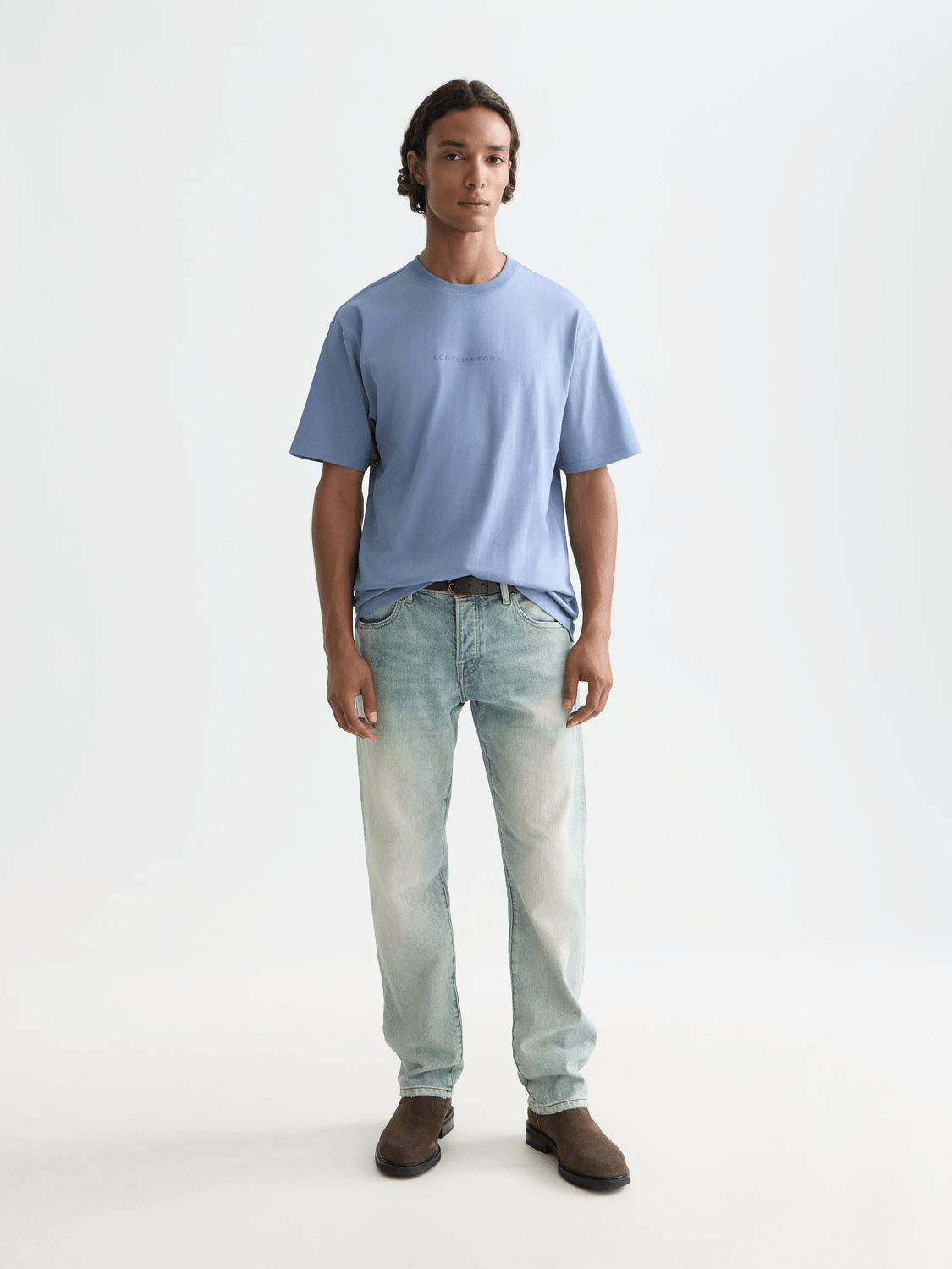 Seasonal Core Chest Artwork Relaxed-Fit T-Shirt - Scotch & Soda South Africa