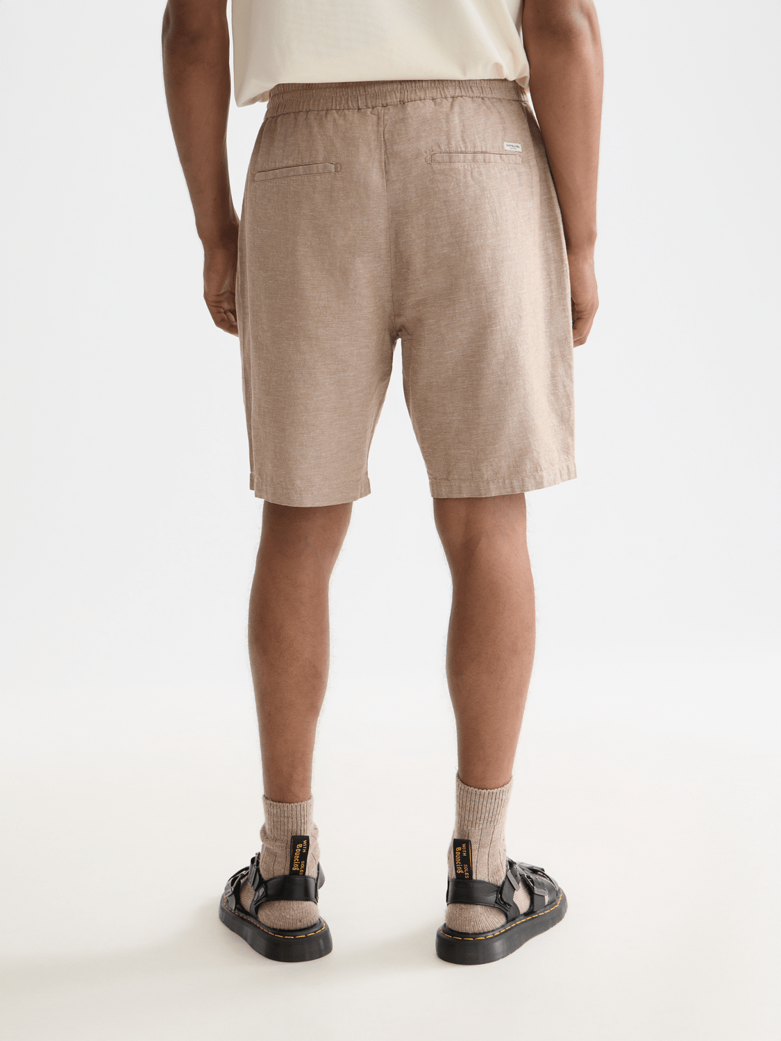 Seasonal Core Fave Cotton Linen Regular-Fit Chino Shorts - Scotch & Soda South Africa
