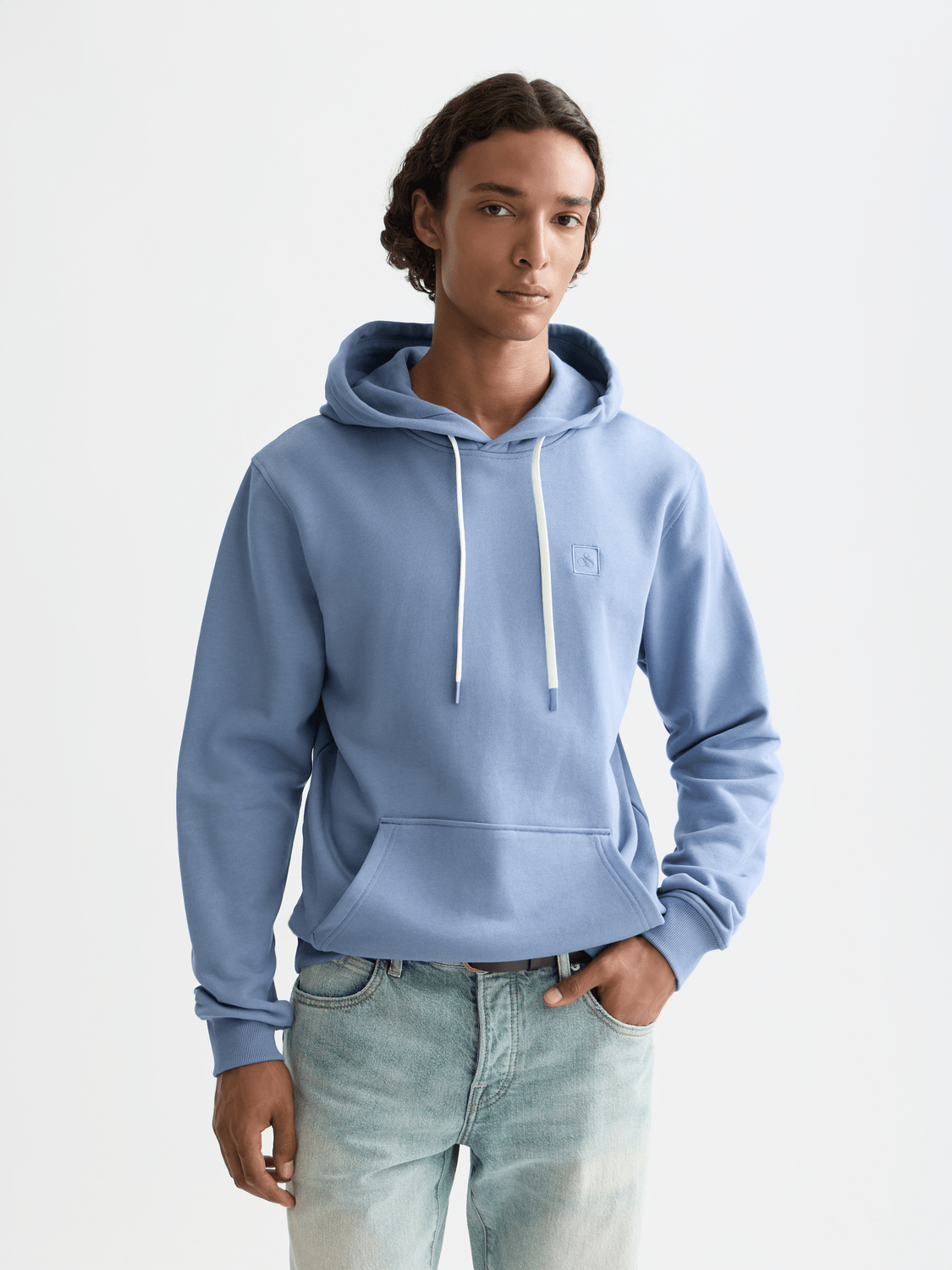 Seasonal Core Logo Badge Regular-Fit Hoodie - Scotch & Soda South Africa