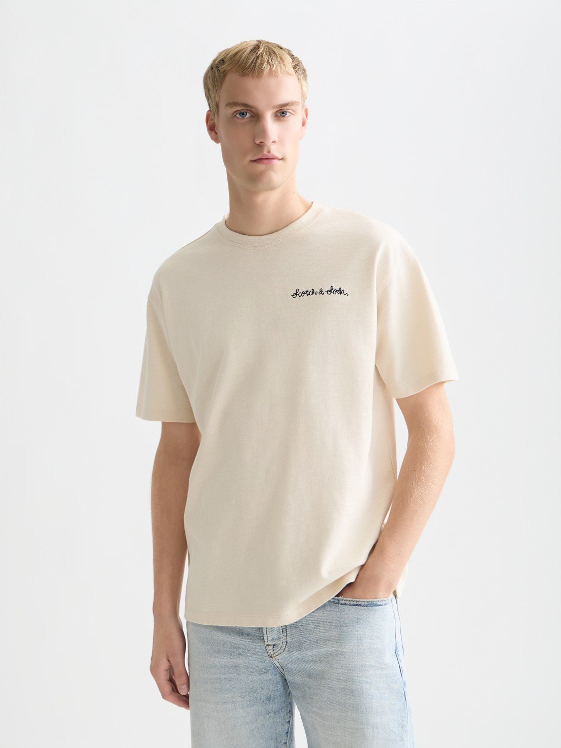 Slubyarn Chest Pocket Artwork Relaxedfit Tshirt - Scotch & Soda South Africa
