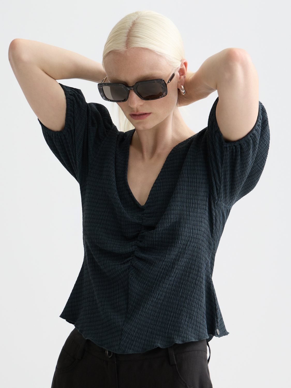 Structured V-Neck Top - Scotch & Soda South Africa